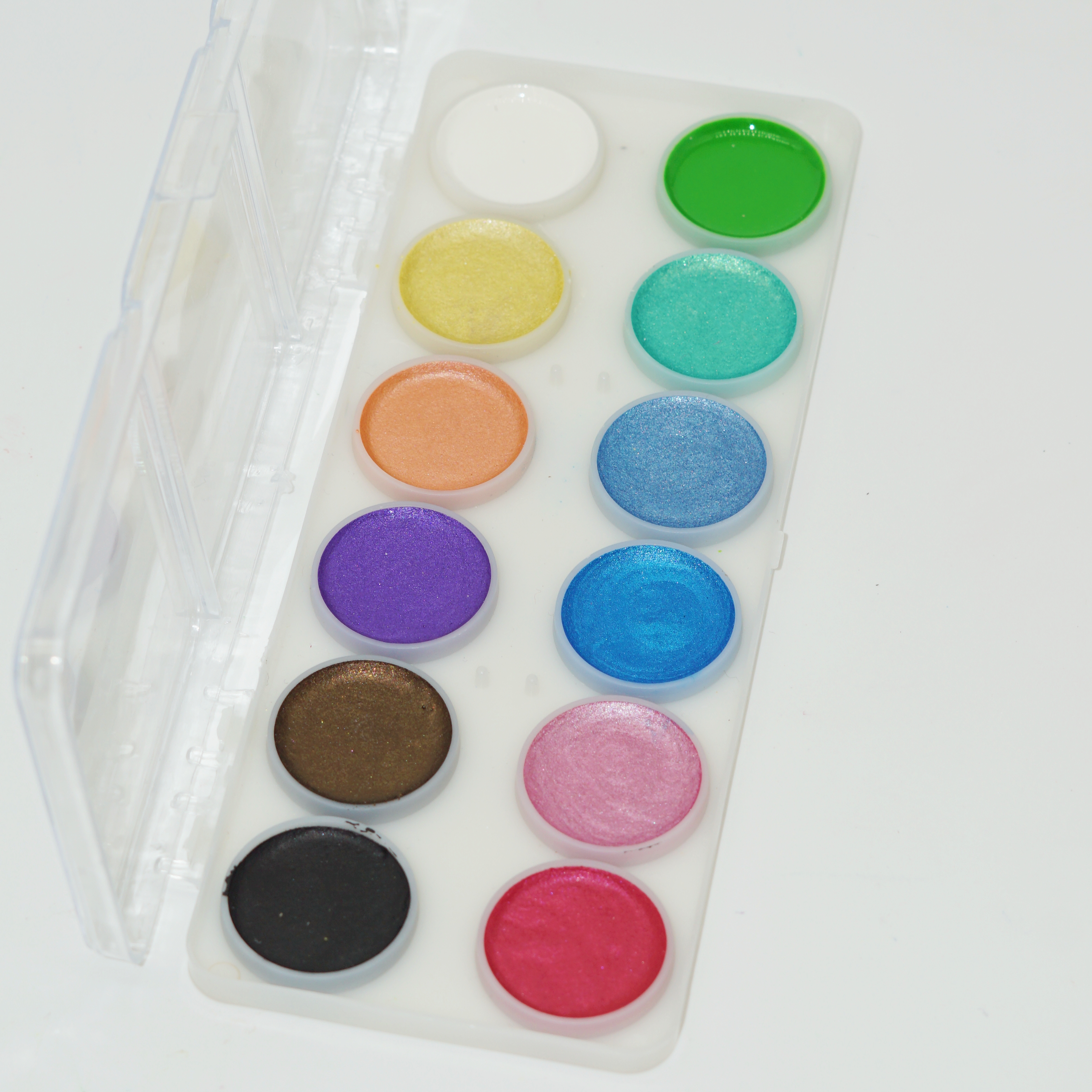 Customized Metallic Pearlescent Colors Solid Watercolor Paint Set Manufacturer 2