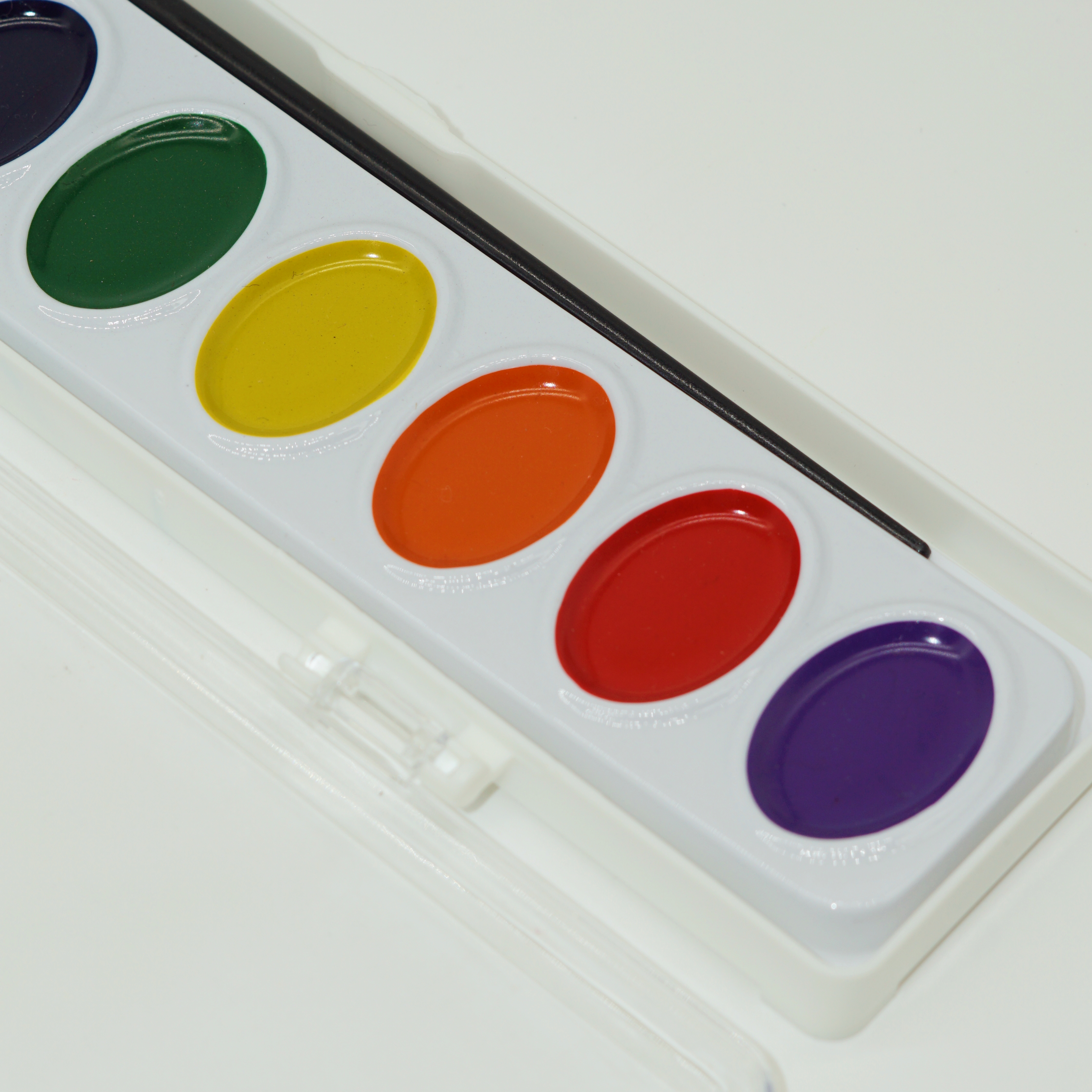 Factory Price Wholesale Custom Supplier of 8 Colors Semi-moist Watercolor Paint Set with Brush 4