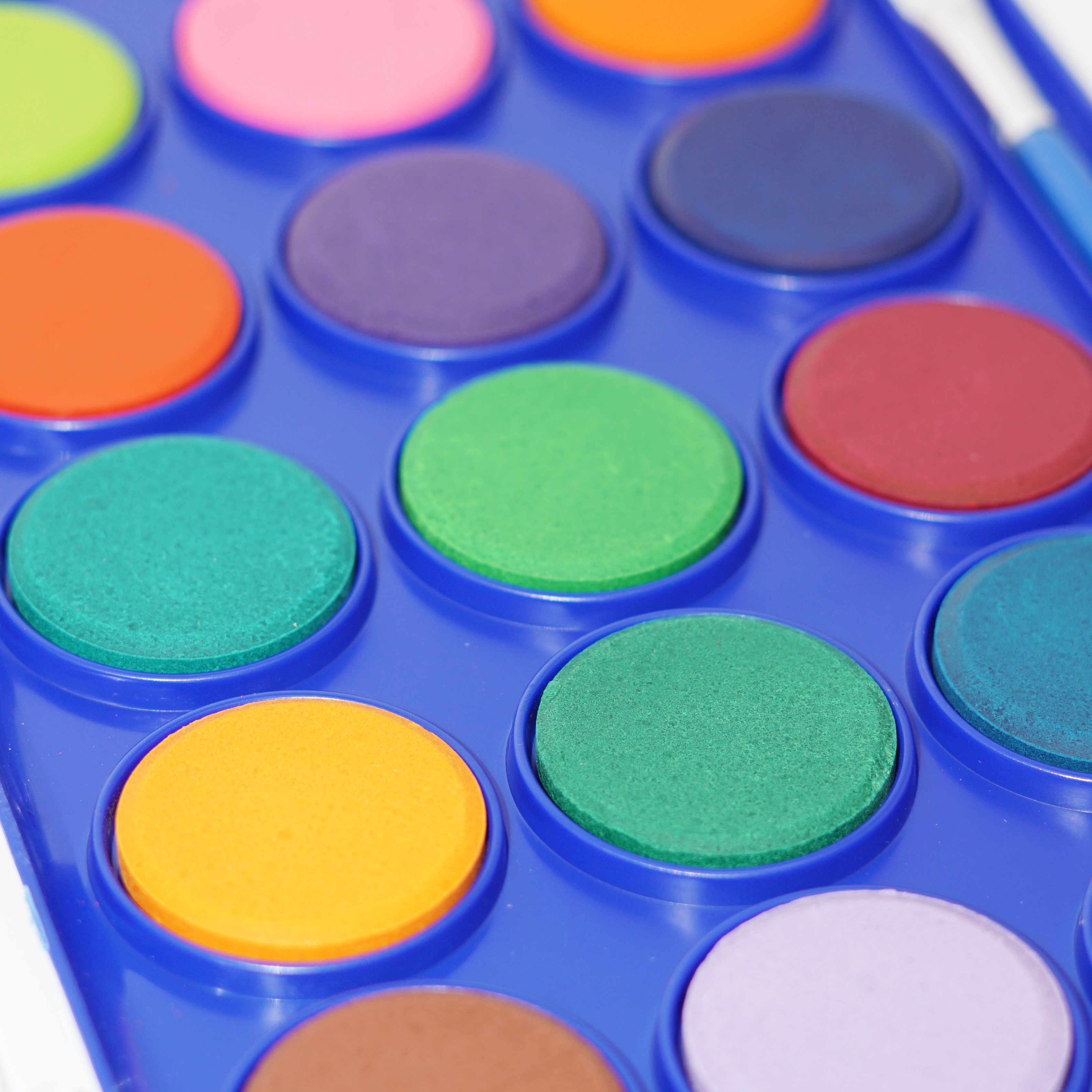 Wholesale Customized 21 Colors Solid Washable Watercolor Paint Set Manufacturer 5