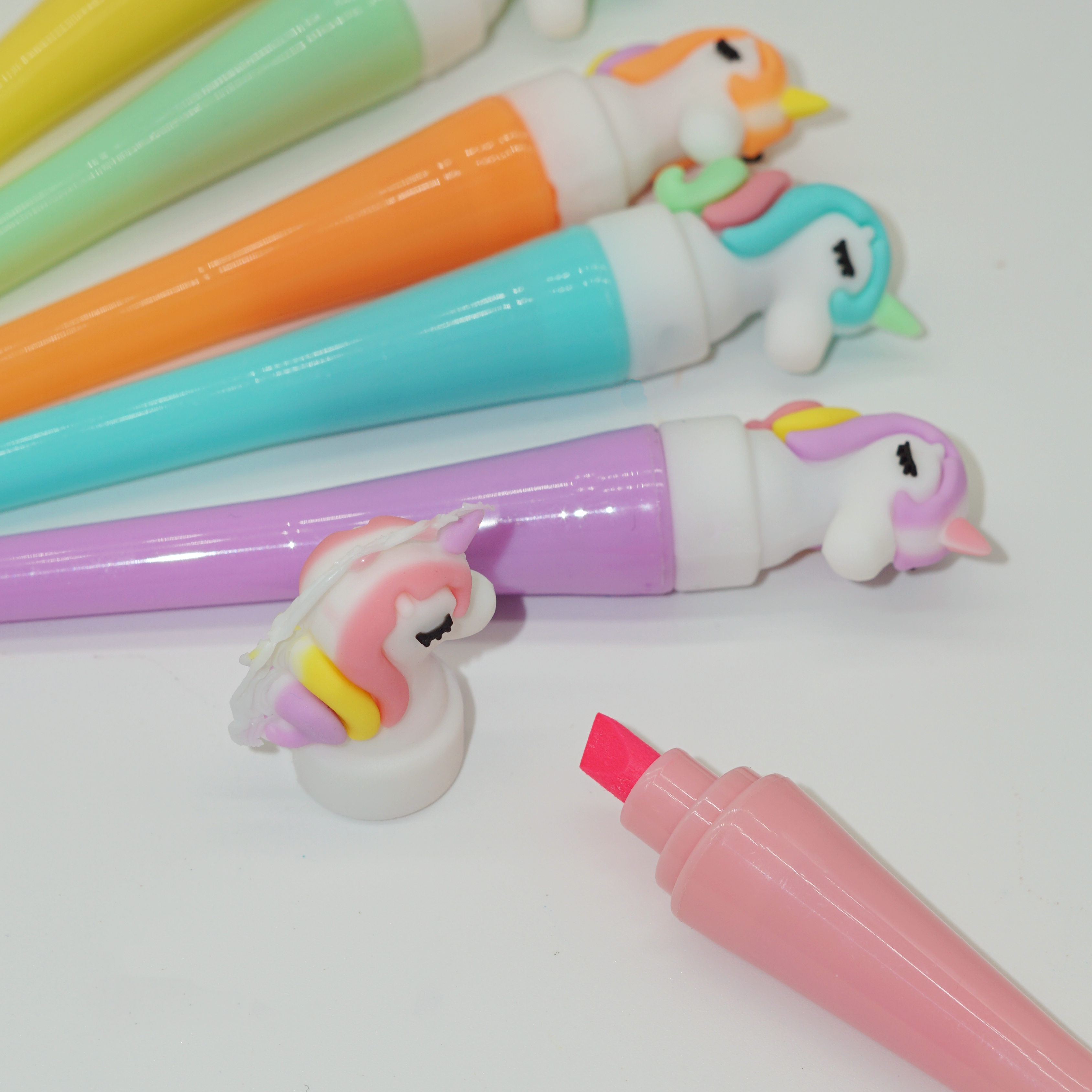 Quality Custom Unicorn Macarons Style Highlighter Marker Pen Manufacturer 8