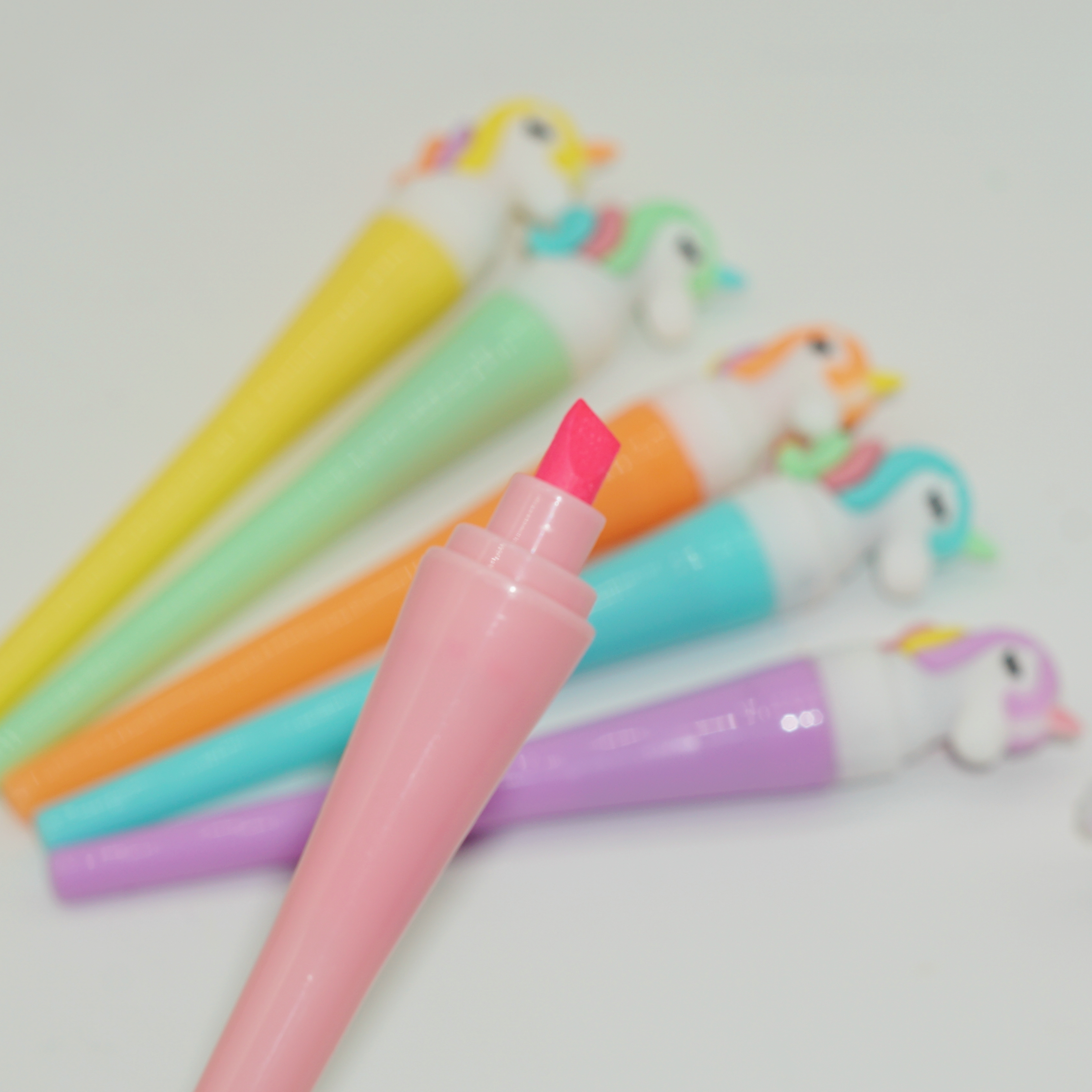 Quality Custom Unicorn Macarons Style Highlighter Marker Pen Manufacturer 6