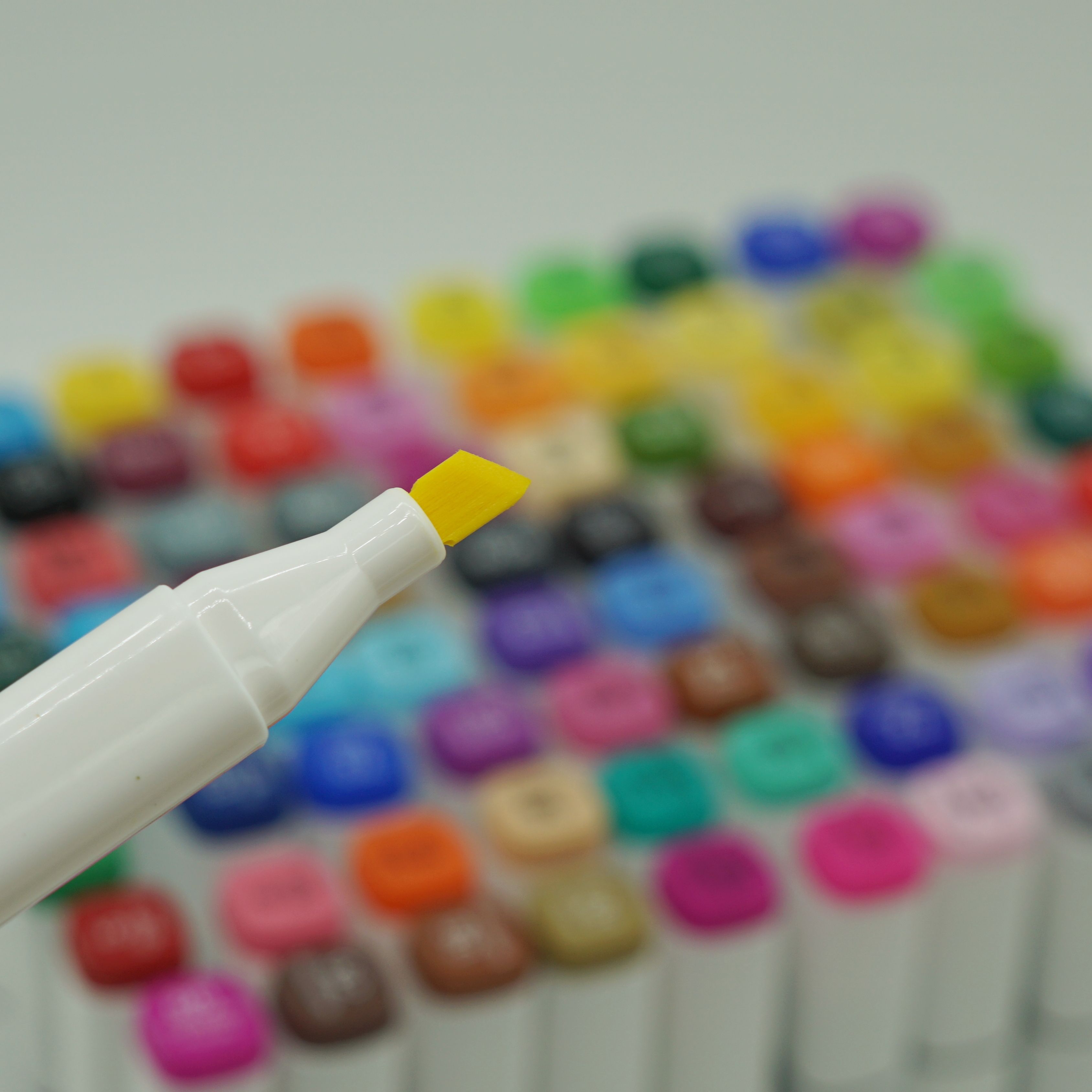 Manufacturer of Professional High Quality 80 Colors Double-ended Alcohol Marker Box 5