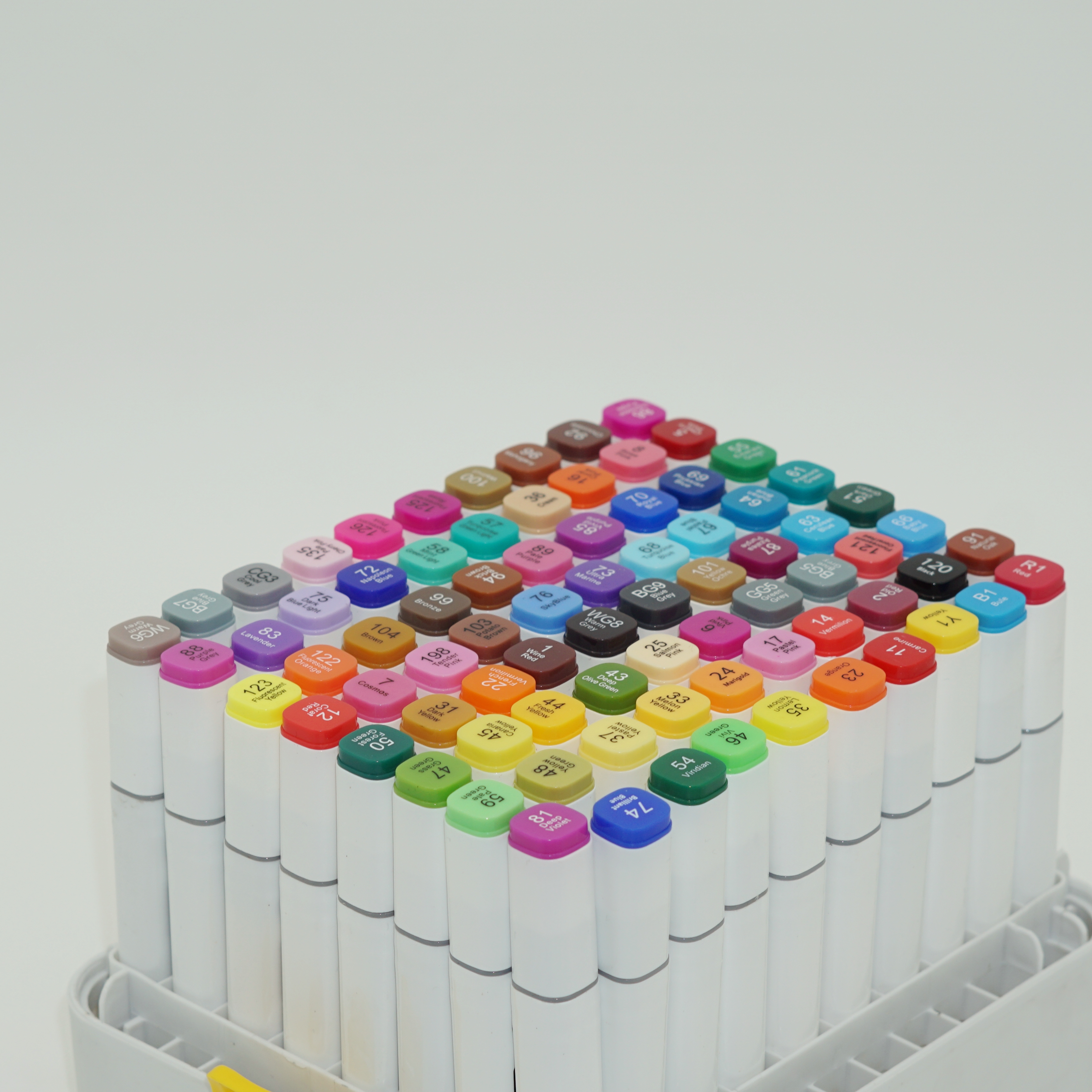 Manufacturer of Professional High Quality 80 Colors Double-ended Alcohol Marker Box 3