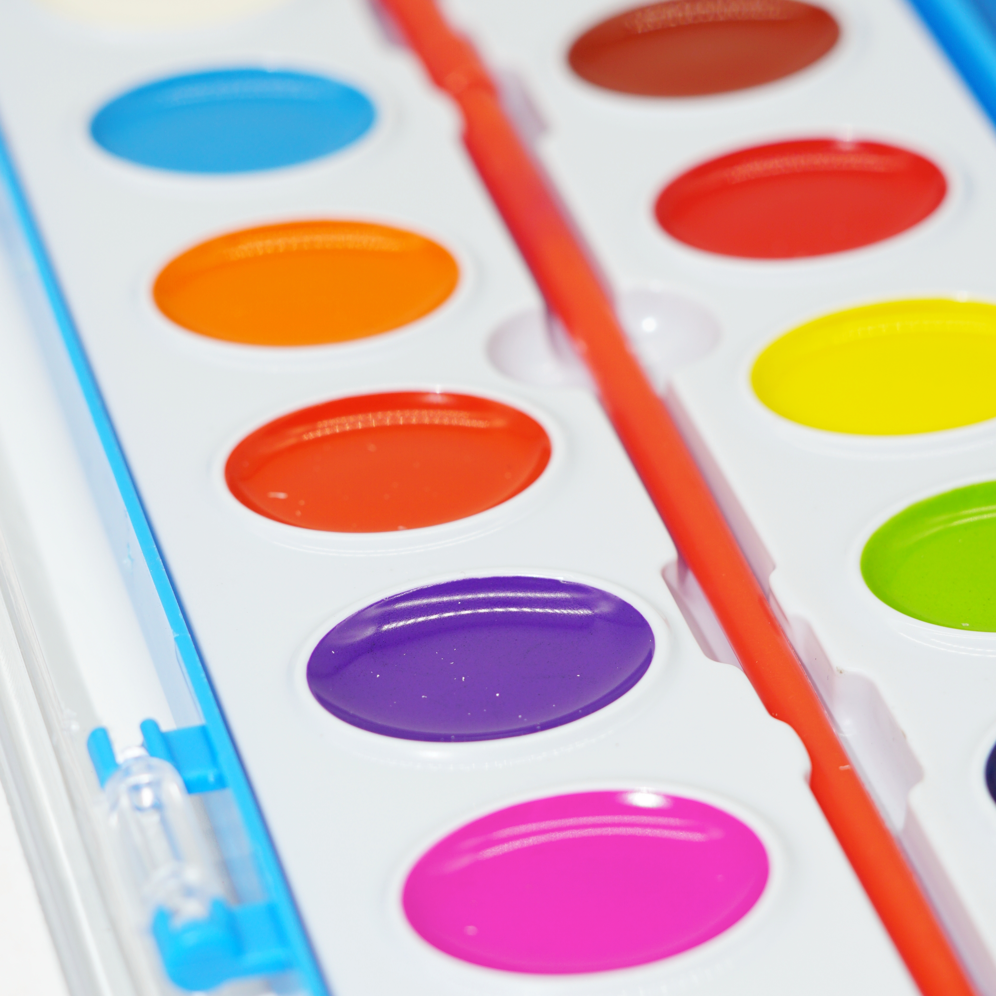 16 Colors Washable Watercolors Semi Dry Paint Includes Artist Brush 6