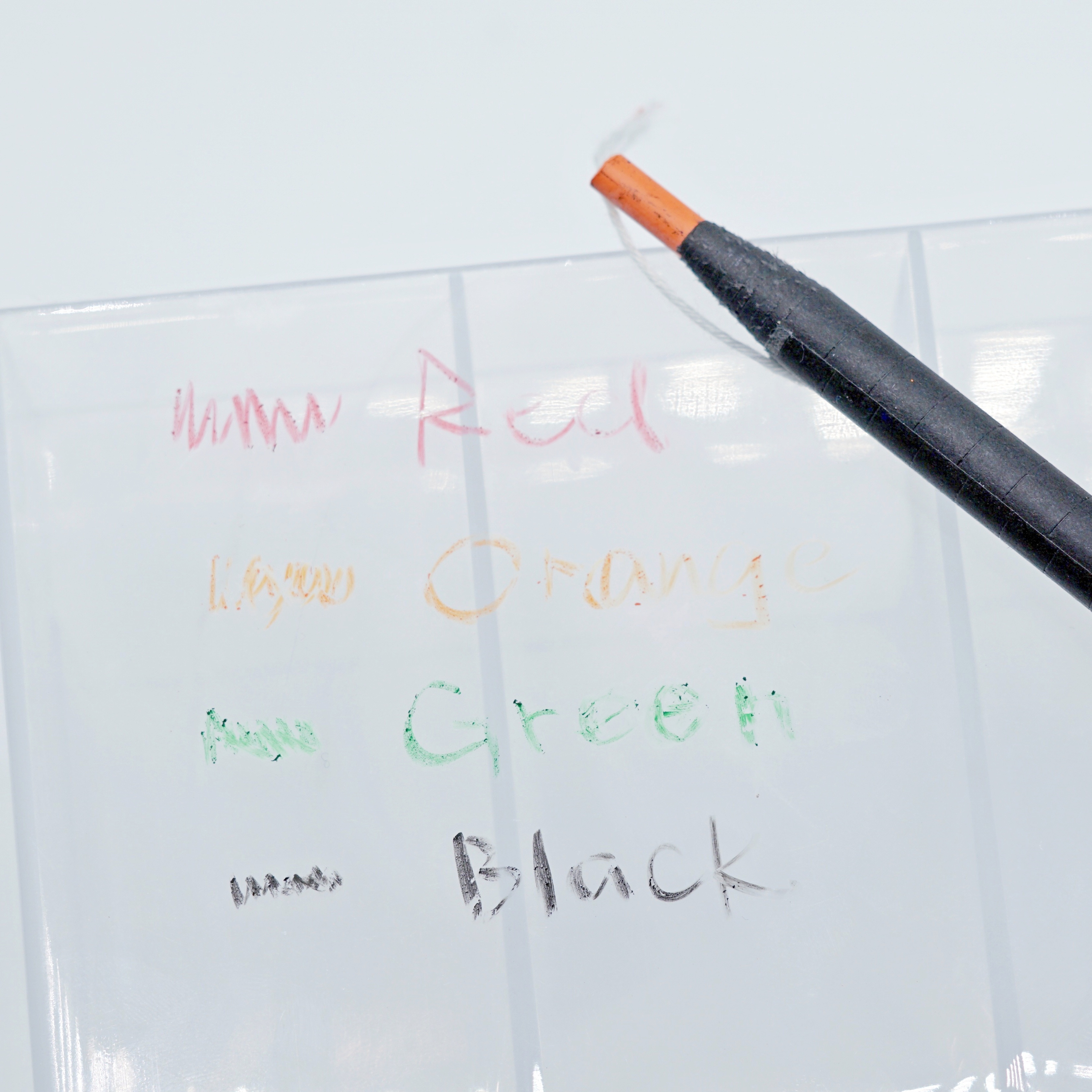 Grease Color Pencils for for plastics, glass, ceramics, metal, wood, and paper 2