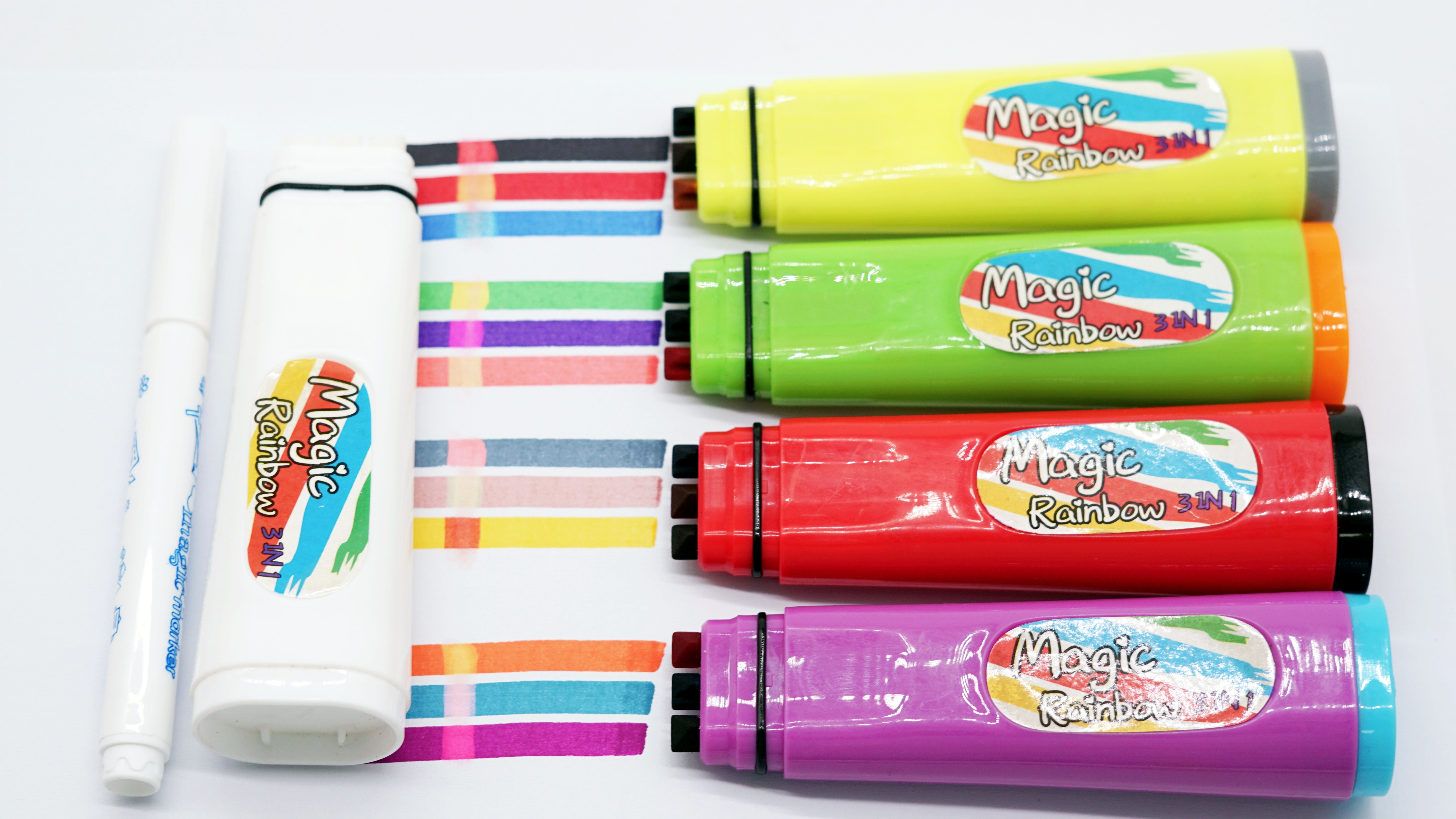 Magic Rainbow 3In1 Marker with 1 Change Color Pen 3