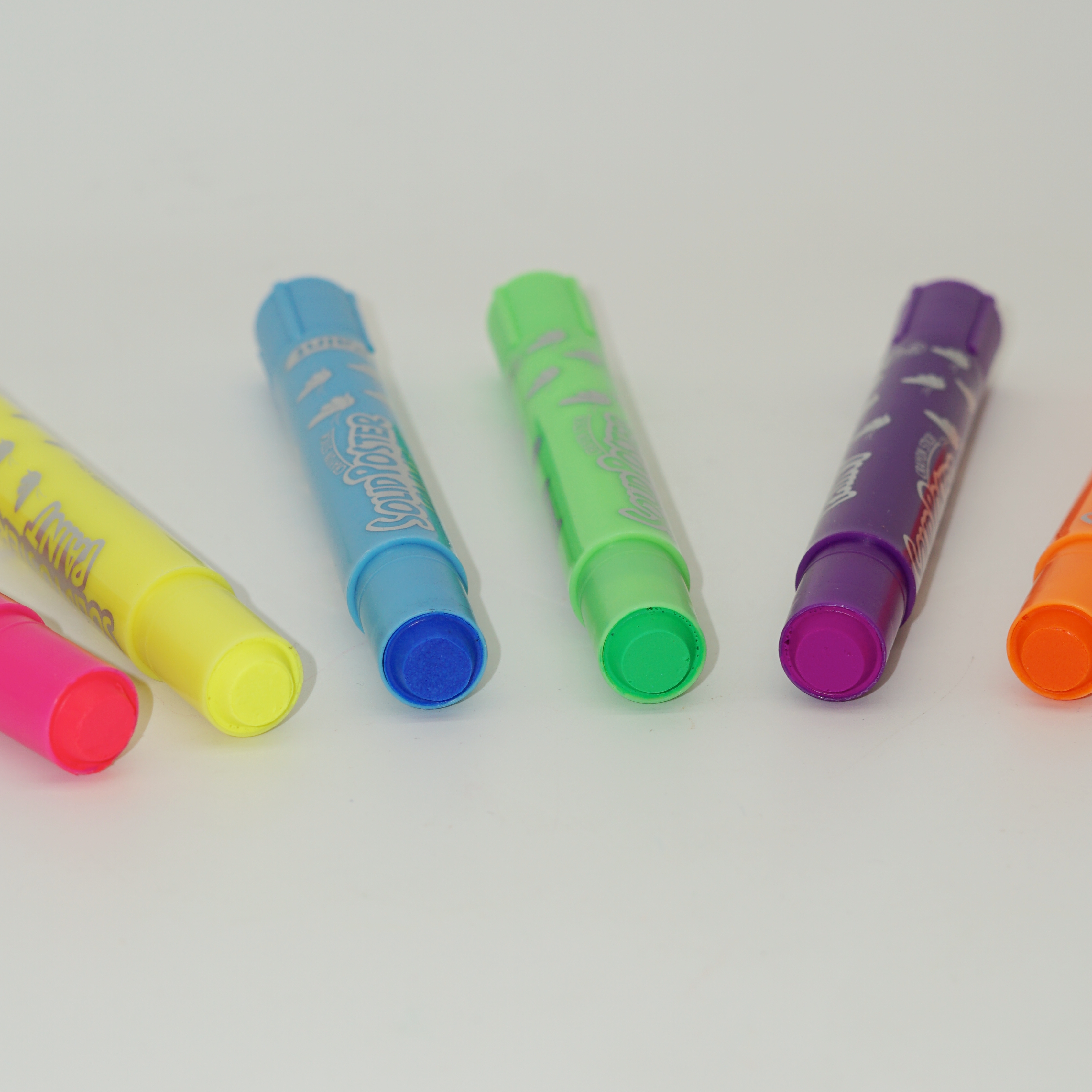 Non-toxic Art Drawing 6/12 Colors No Dirty Wax Crayon Solid Tempera Twistable Soft Sticks Poster Paint Manufacturer 5