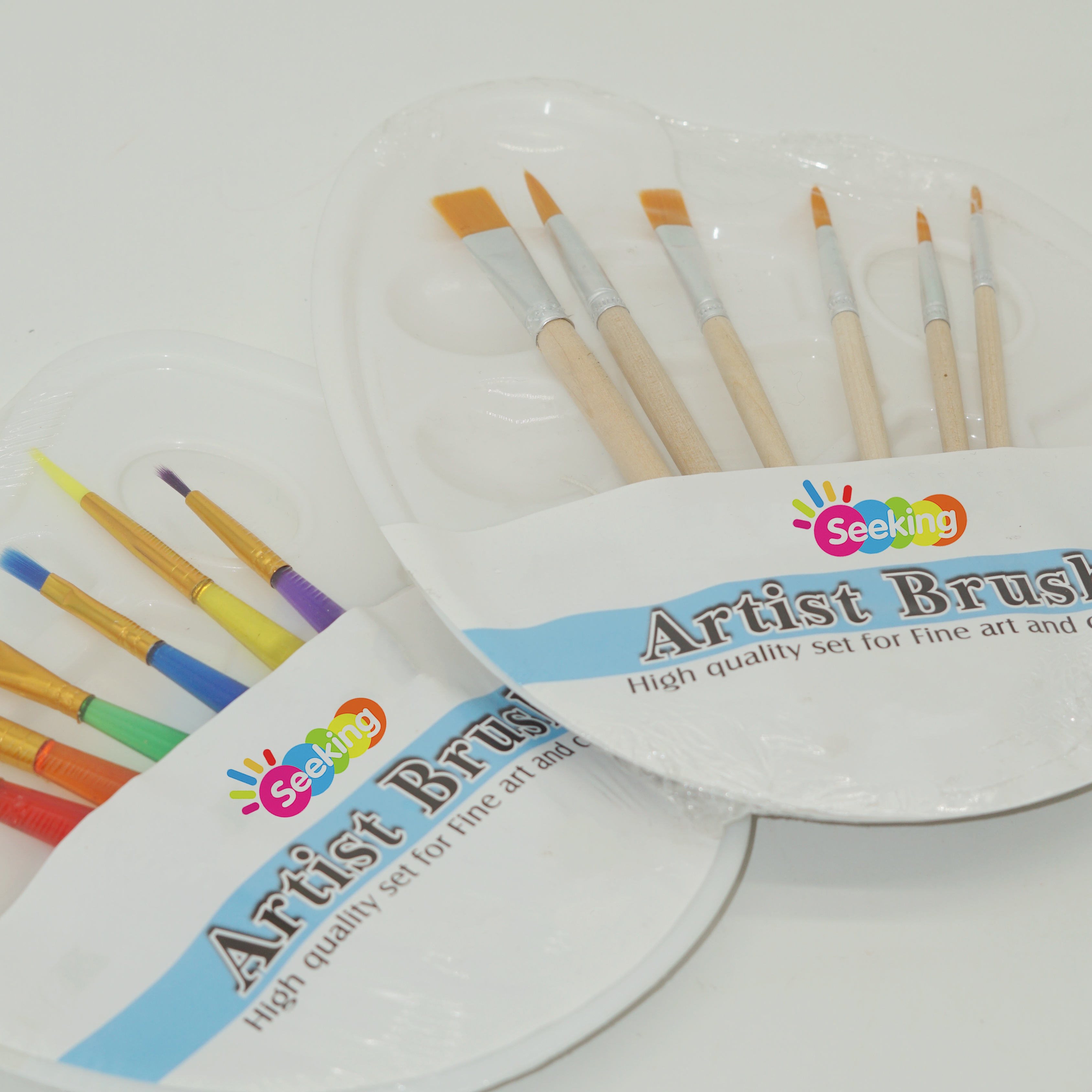 Factory Low Price Wholesale Artist Painting Brush with Painting Palette Set Art Supplies Manufacturer 2