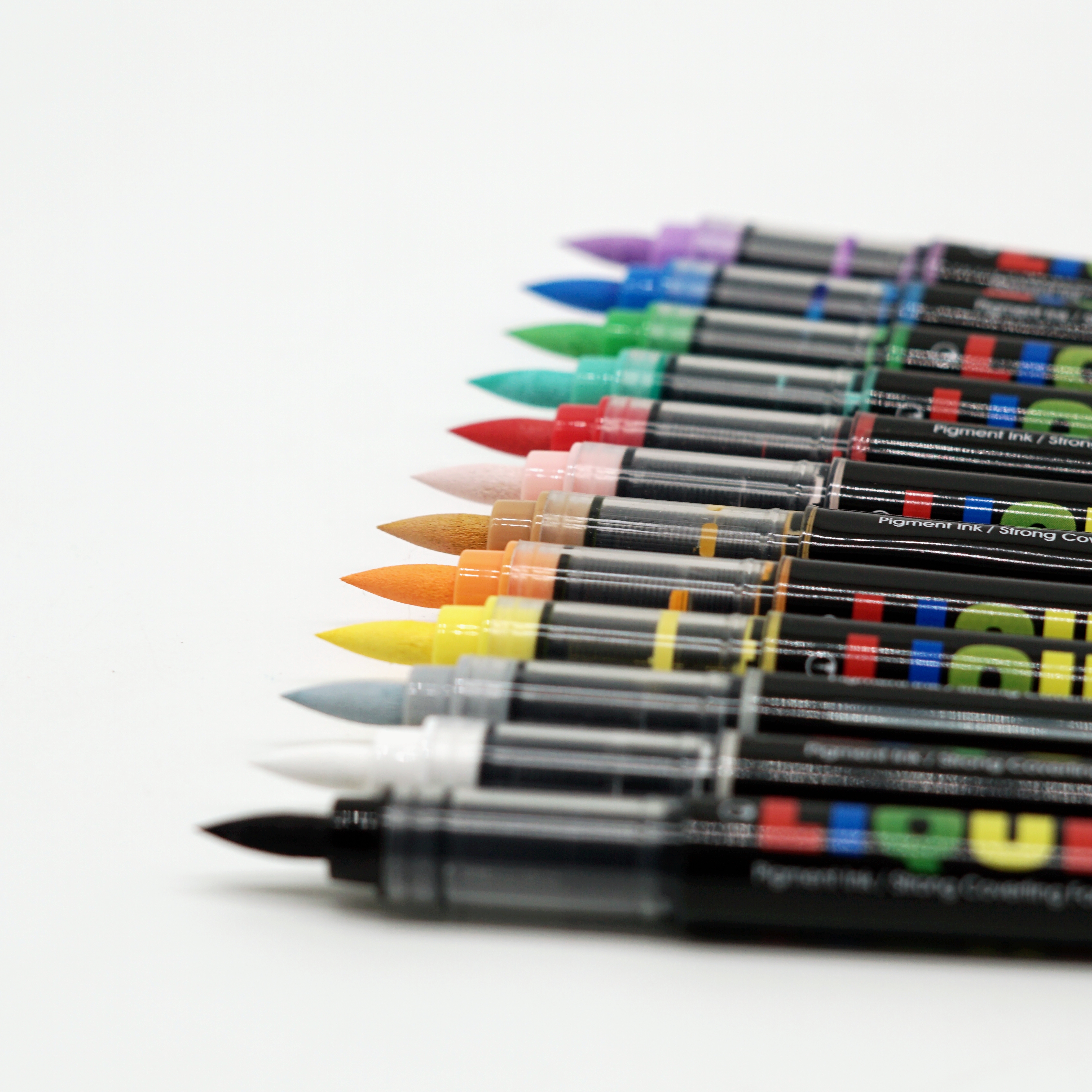 Super High Quality Straight Liquid Brush Acrylic Marker Set Max 120 Colors Set Wholesale Supplier 3