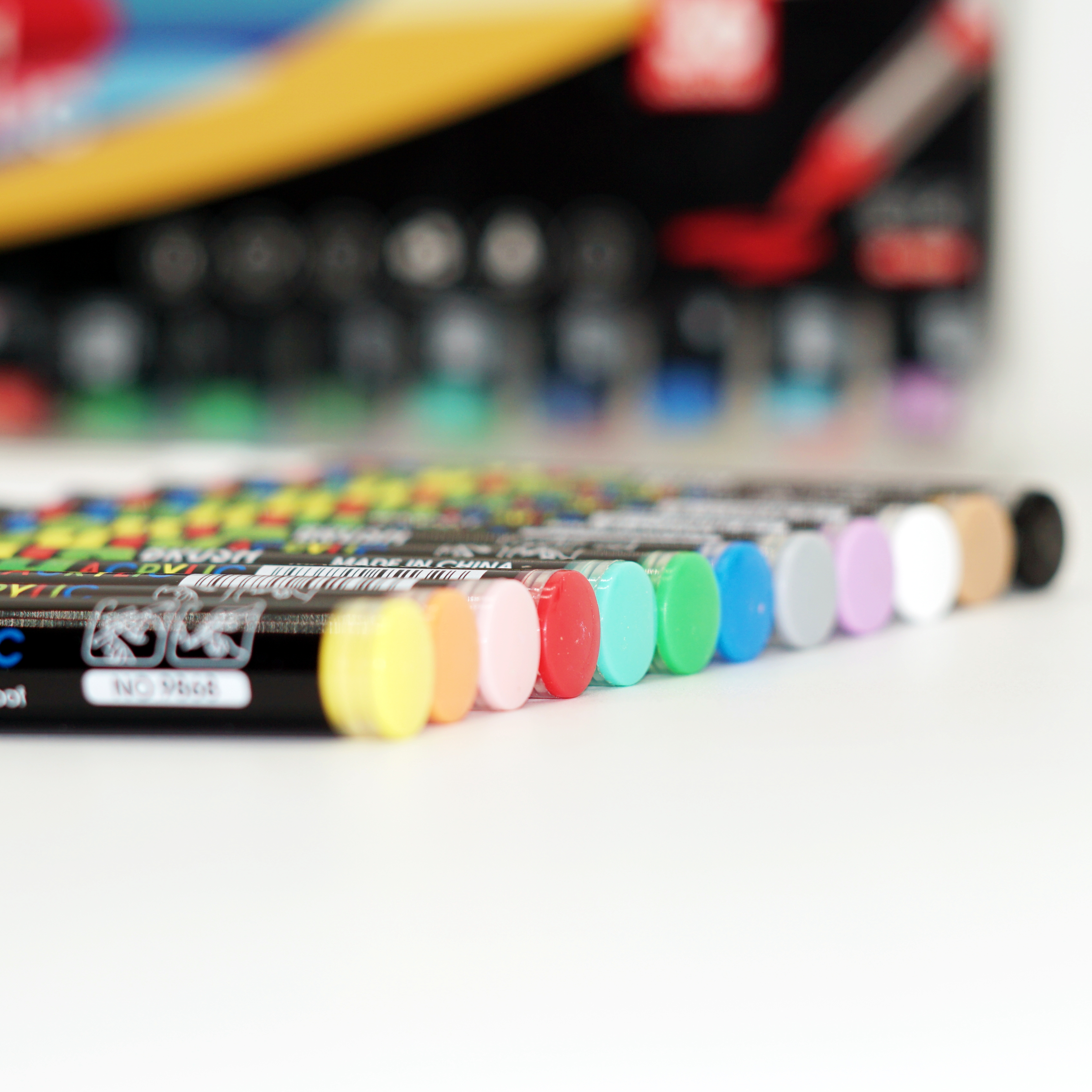 Super High Quality Straight Liquid Brush Acrylic Marker Set Max 120 Colors Set Wholesale Supplier 5