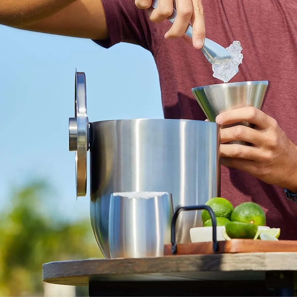 Vacuum Insulated Ice Bucket  - Stainless Steel with Lid & Tongs SH-KI23097 1