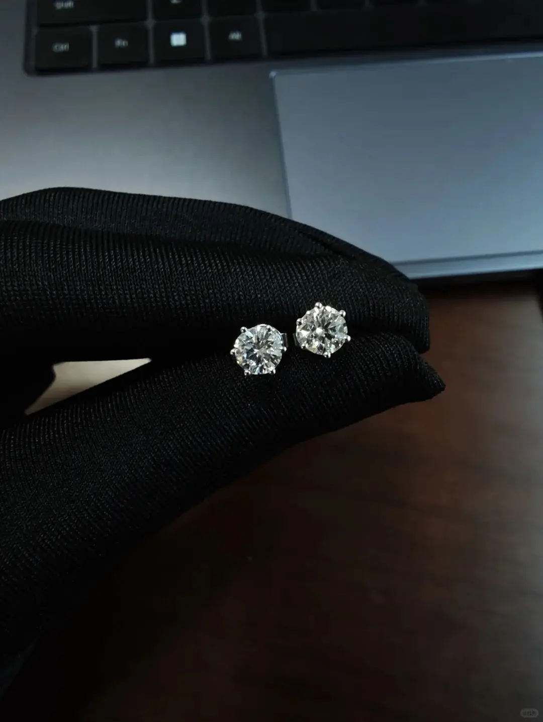 Women's Lab Grown Diamond Earrings by ZKZ Jewelry 4