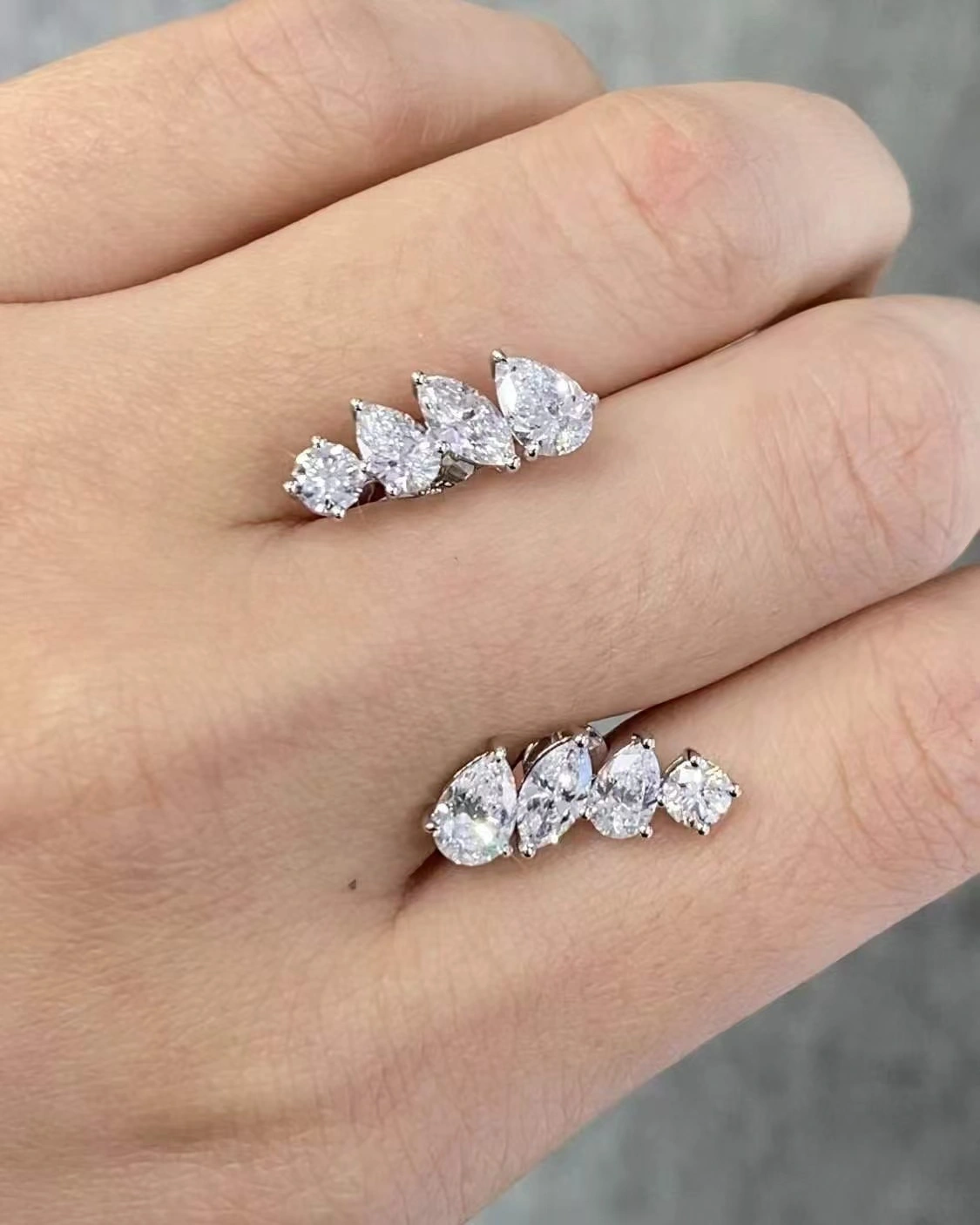 18K white gold 2.69ct Laboratory diamond stud earrings D VVS 1