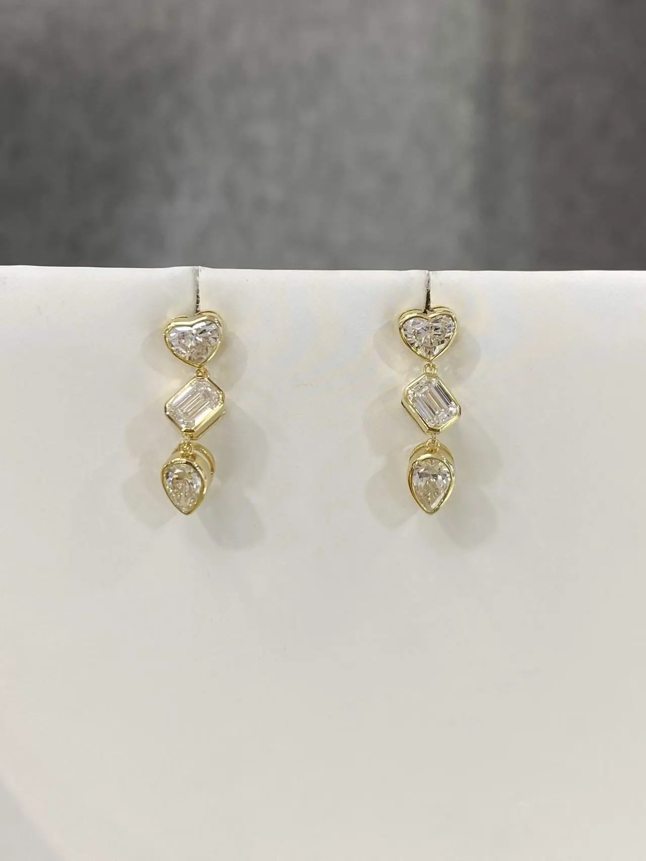 Lab Grown Heart-Cut Emerald-Cut Pear-Cut VVS Clarity Excellent Brilliant three Diamonds Earring 1