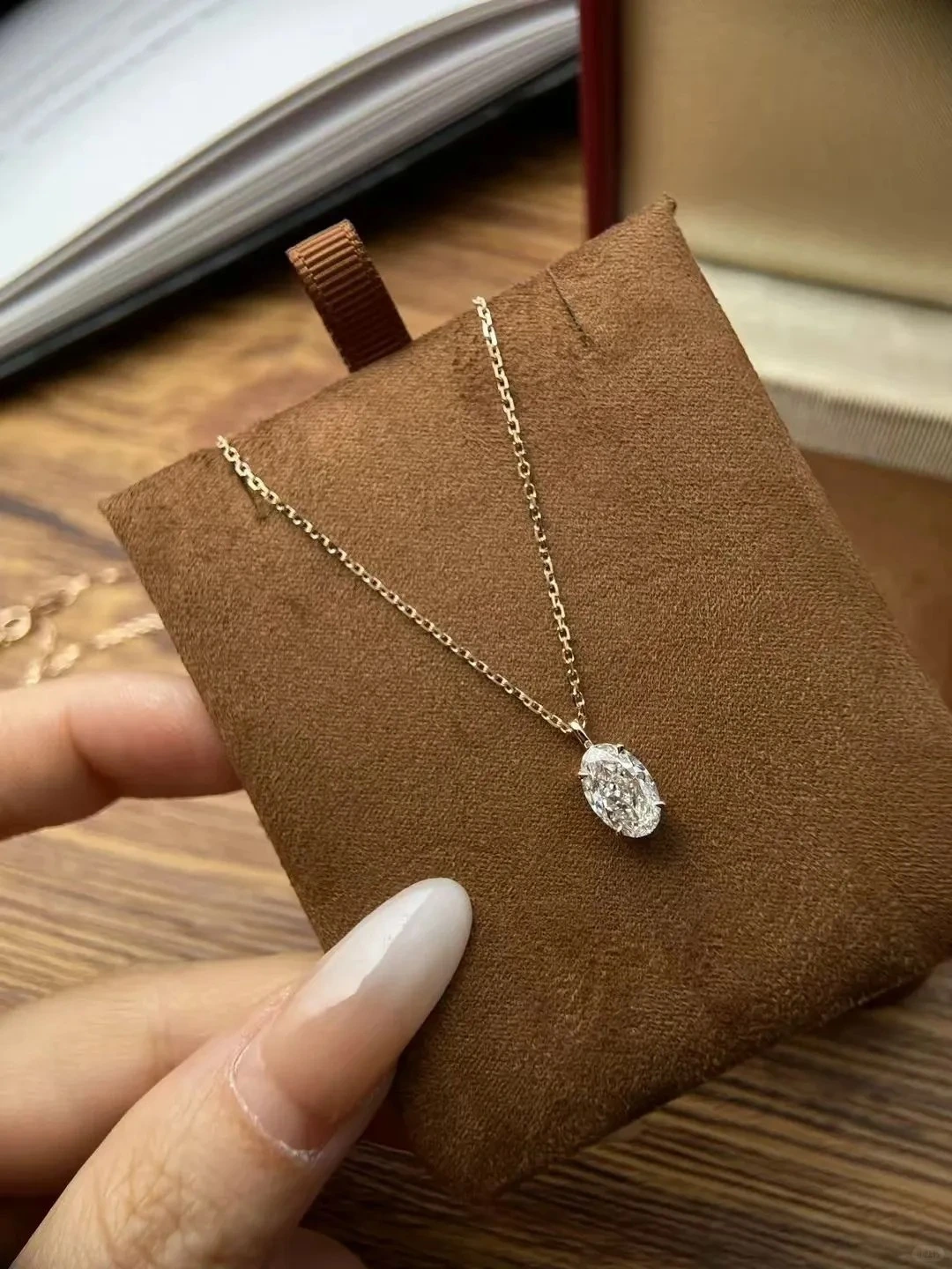 Elliptical-cut 1-carat laboratory-grown diamond necklace with 18K gold chain 1