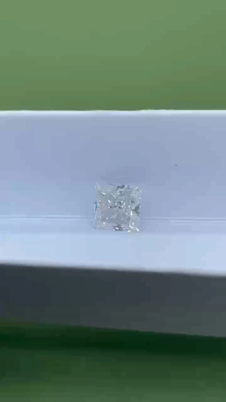 2.55ct F VS1 Princess Shaped Lab Grown Diamonds 1
