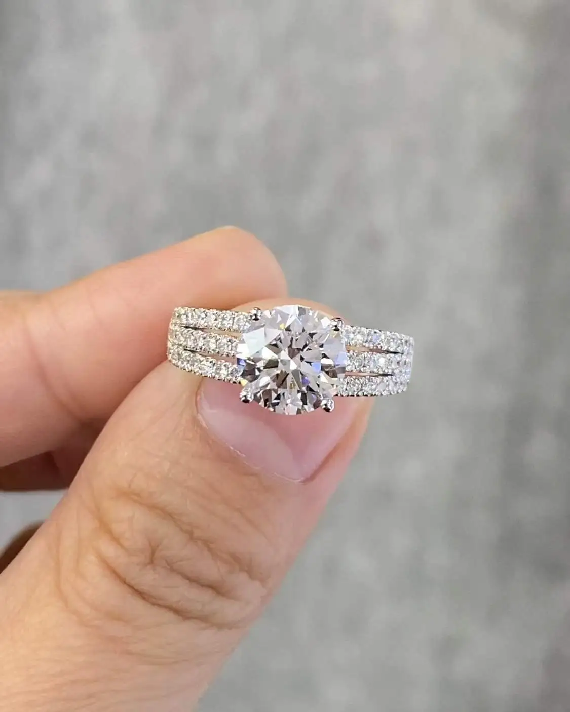 18k gold lab diamonds rings 2.17ct round Three rows of diamonds Engagement ring 1