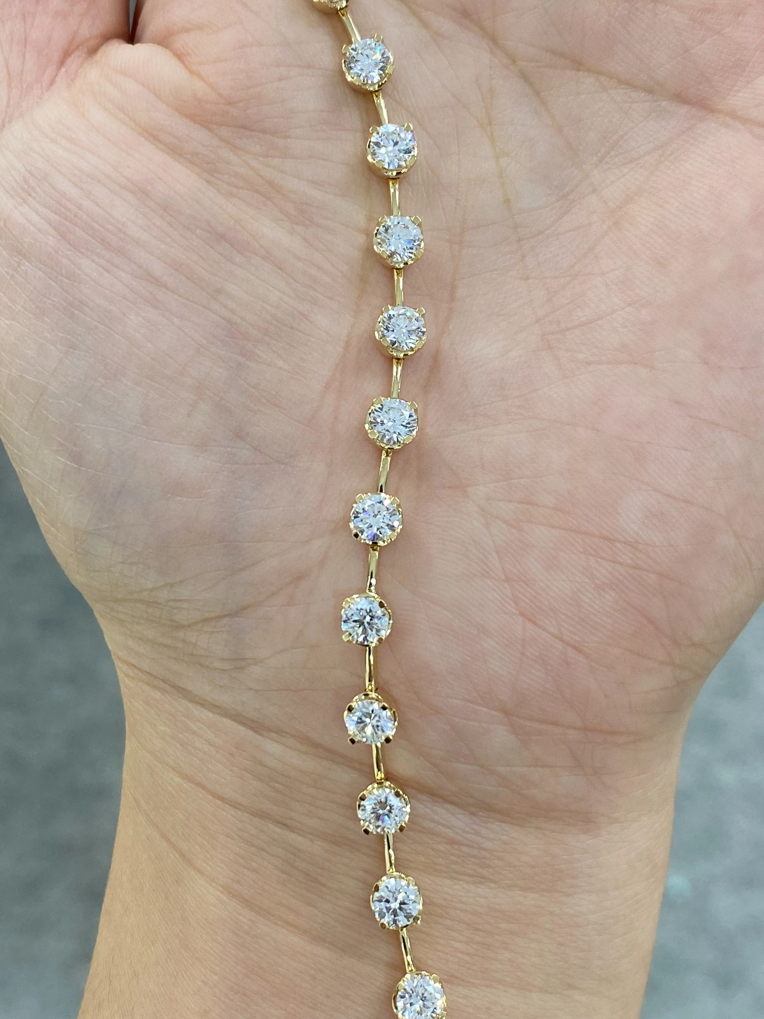 18K Yellow Gold Round Lab Diamond Bracelet with IGI certification Customized bracelet 1