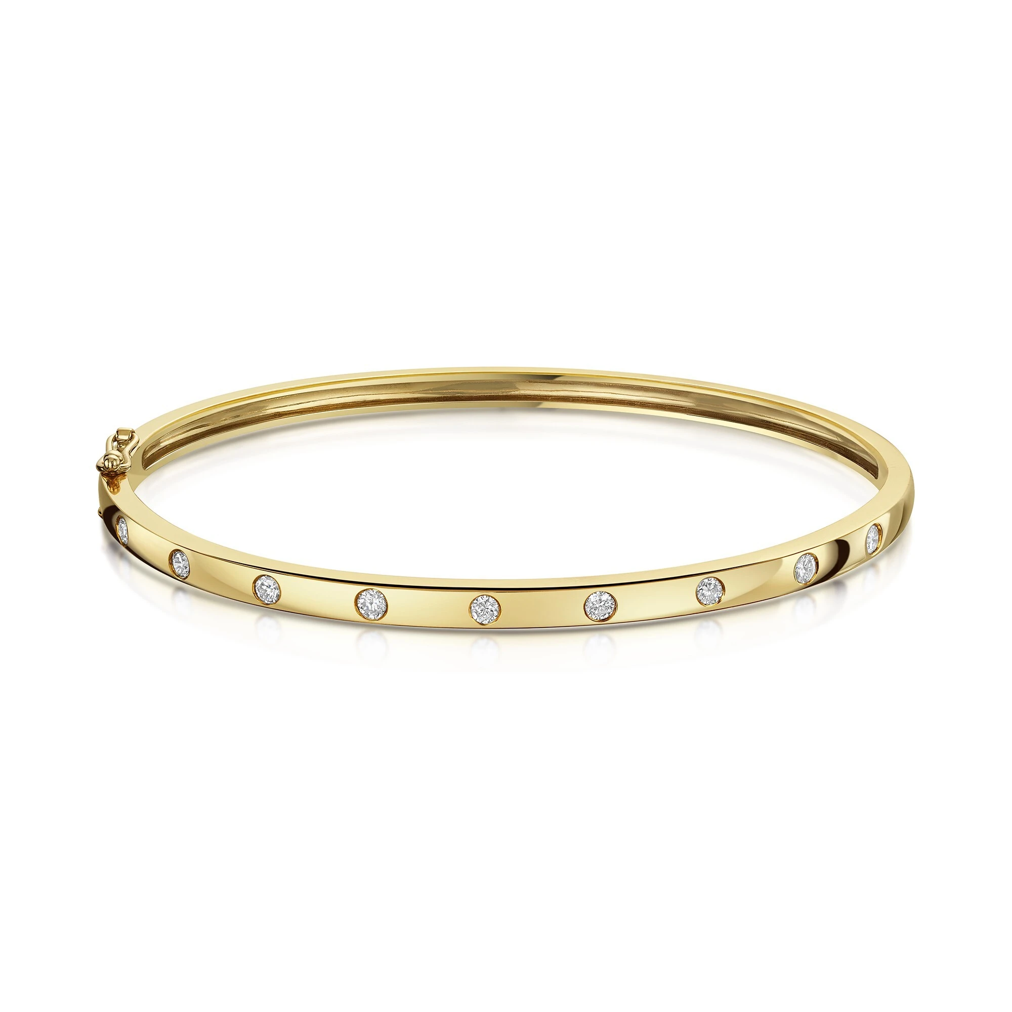 18ct Yellow Gold Lab Grown Round Brilliant Cut Diamond Set Bangle 1