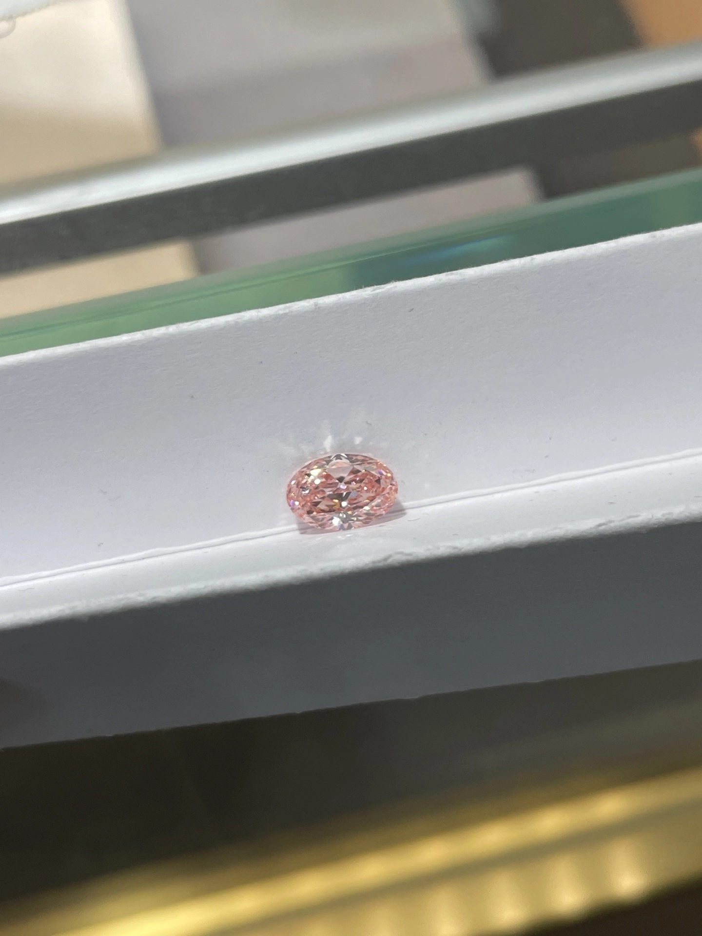 ZKZ Jewelry Fancy Intense Pink Oval-Cut VVS2 Lab Grown Diamond 1.63CT With IGI Certified 1