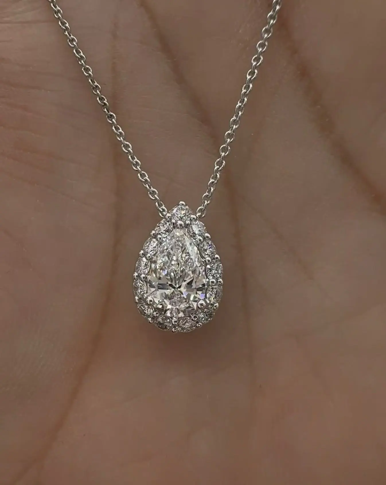 Fine Jewelry Luxury 18K White Gold Lab Grown Diamond Pendant With IGI Certified 1