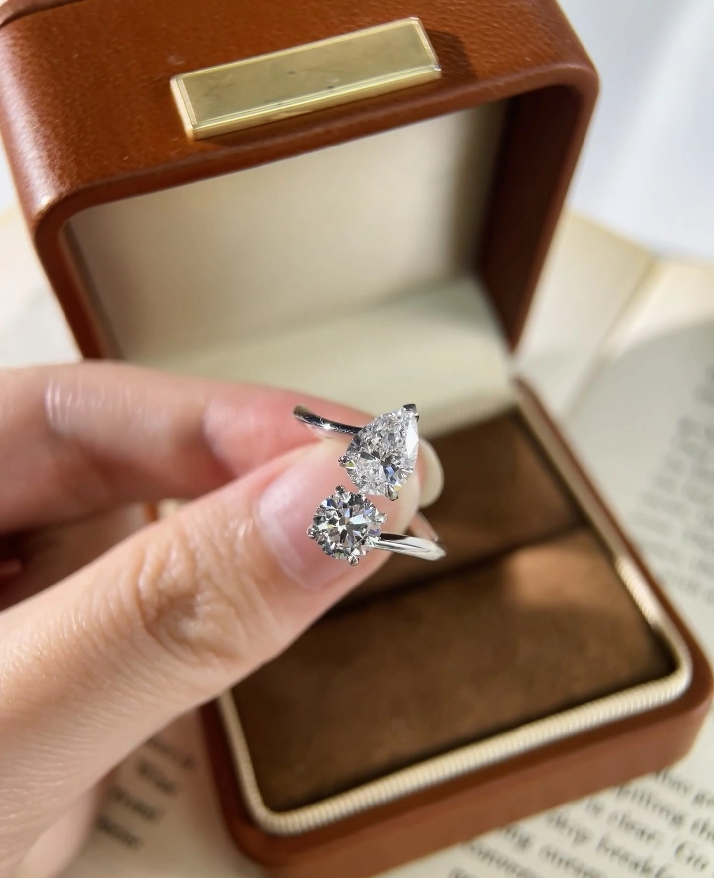 18K Lab Diamond Ring 3ct Pear and Round ring Classic engagement ring with IGI certification 1