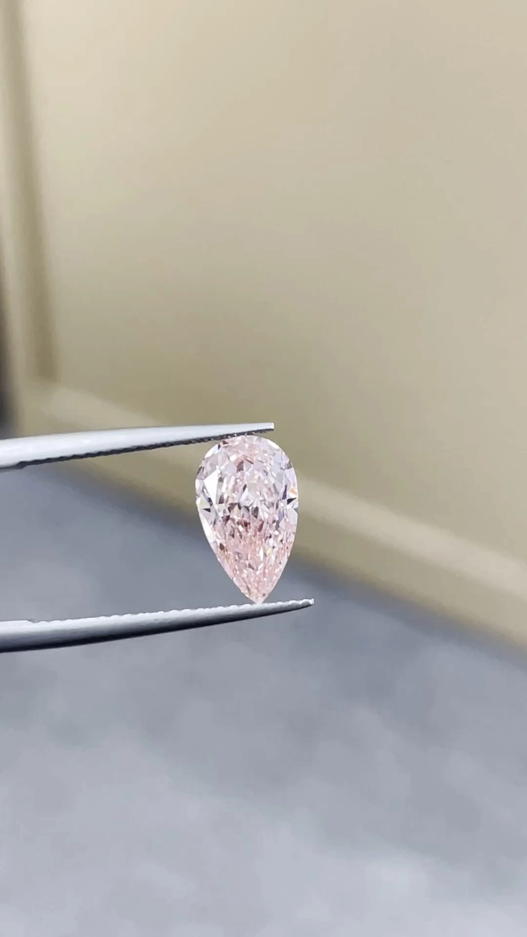 Fancy Intense Pink Pear Cut VS1 Lab Grown Diamond 2.29ct 1