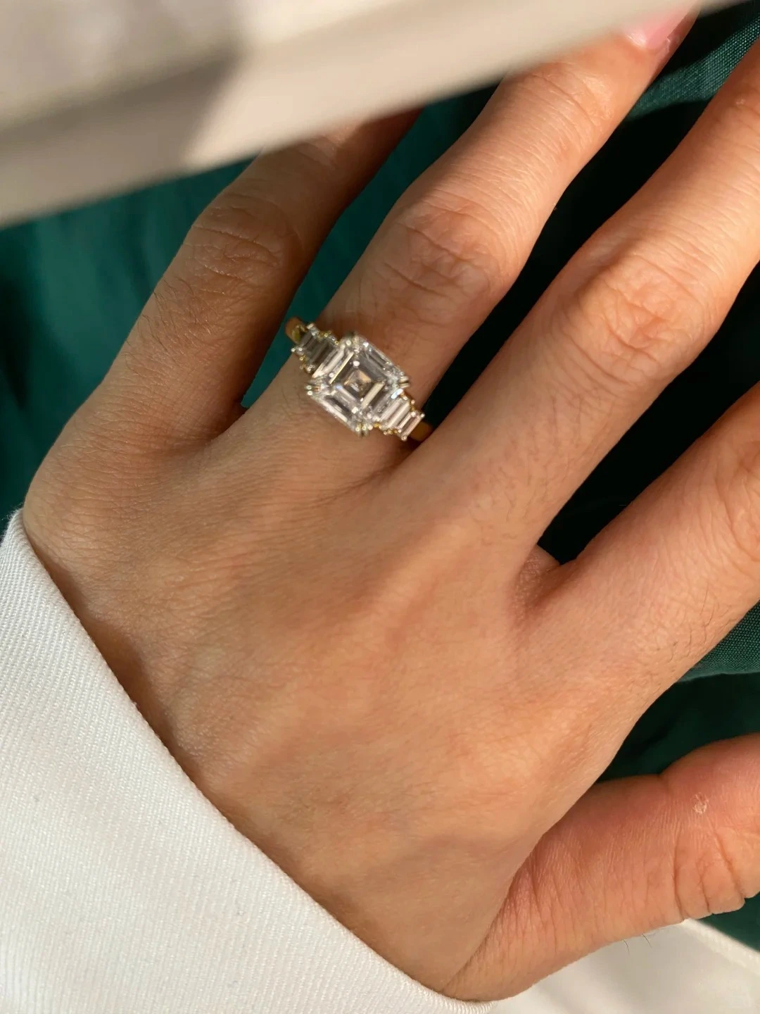 18K White Gold Emerald Cut Lab-Grown Diamond Ring, Baguette Accent Halo Setting, Minimalist Elegant 1