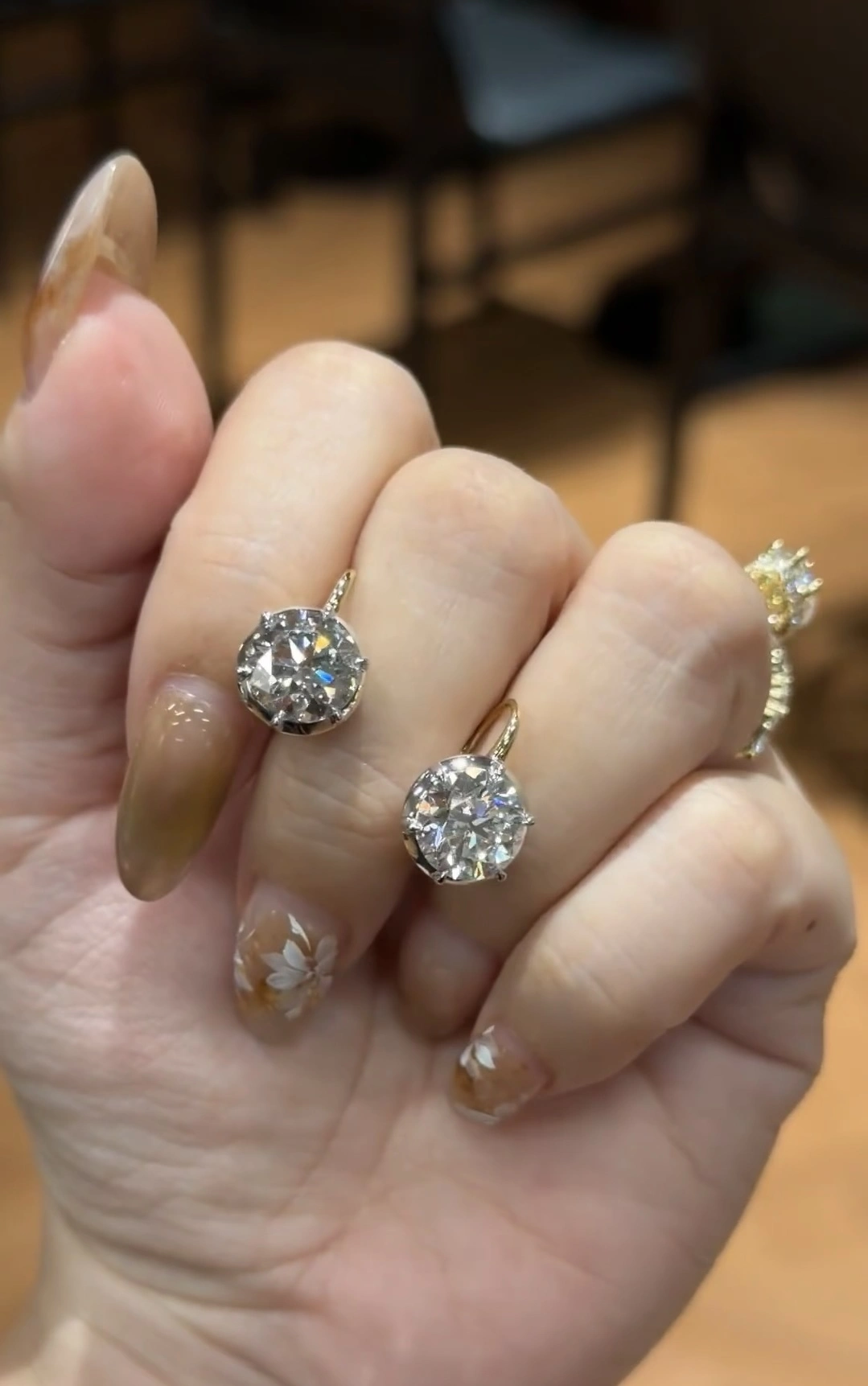 18K Lab Diamond Earrings 3ct Old-fashioned European cutting technique Round Earrings with IGI certification 1