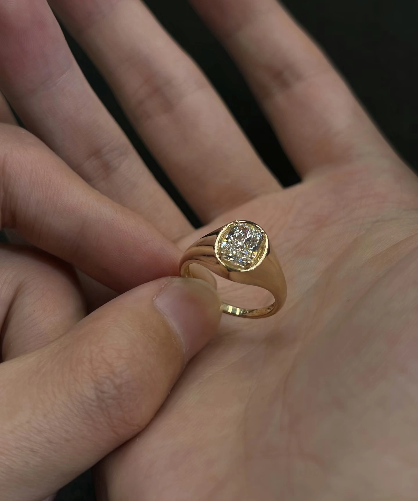 Minimalist 18K Gold Radiant Engagement Ring 1