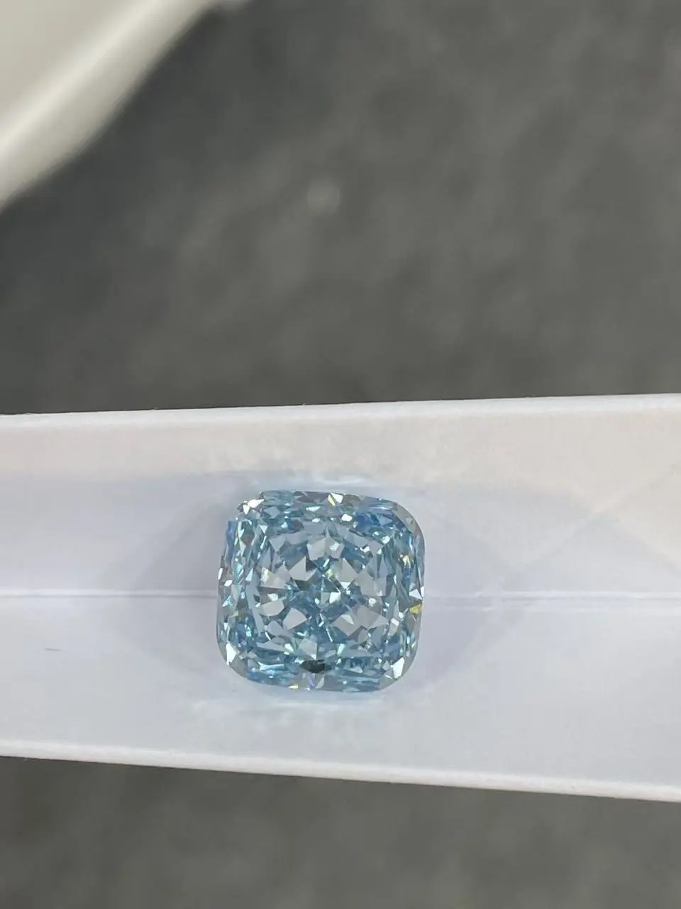 ZKZ Jewelry Fancy Intense Blue Cushion High Quality 10.03CT VS1 For Jewelry Making 1