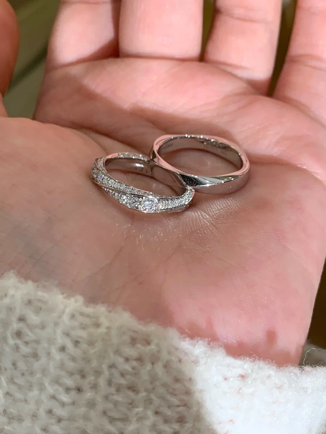 Classic 18K White Gold Lab-Grown Diamond Twist Arm Pavé and Plain Band Couple Matching Rings 1