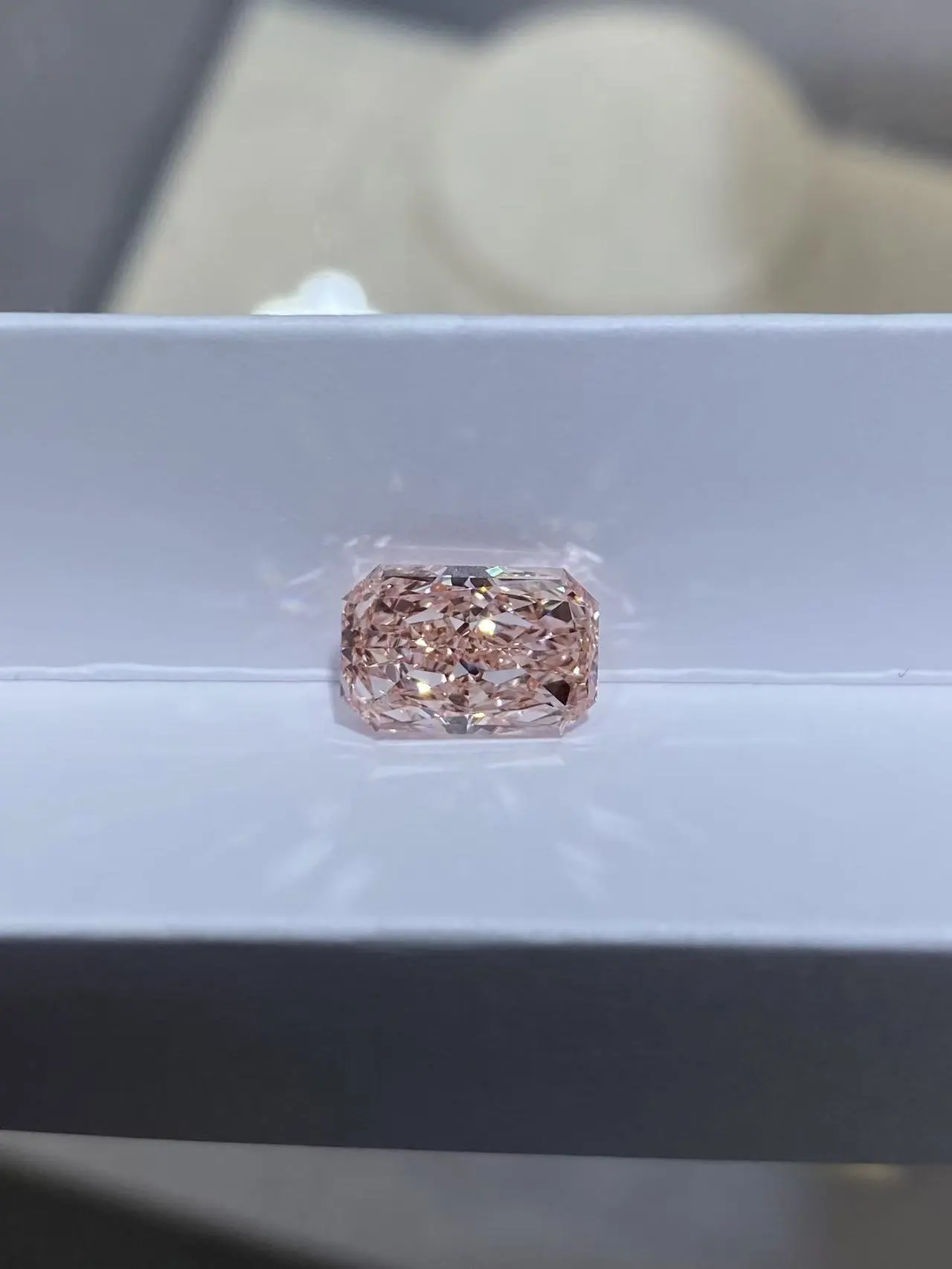 Fancy Intense Pink 3.24CT Radiant VS1 Clarity Lab-Grown Diamond For Jewelry Making IGI:774634222 1