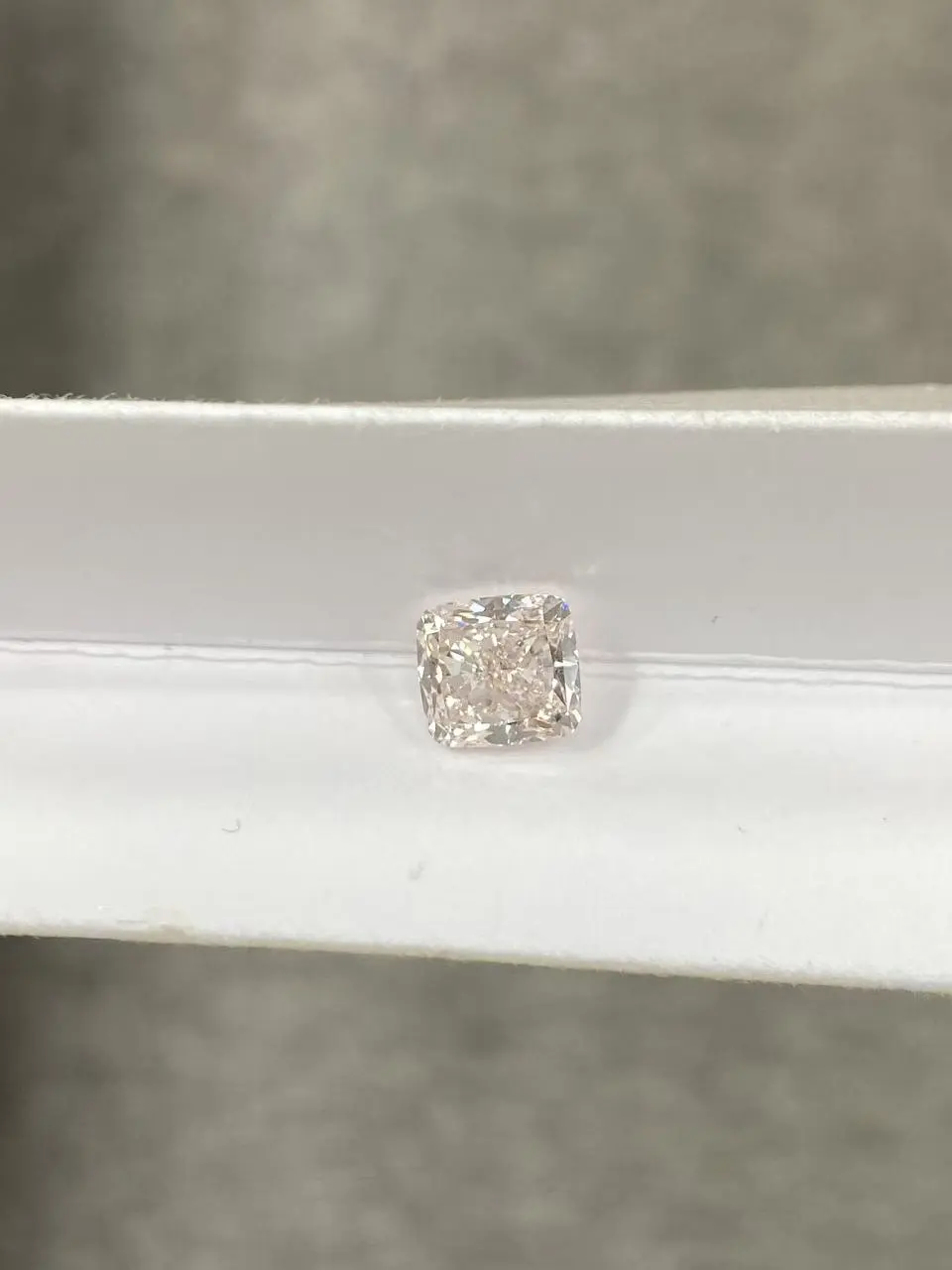 Fancy Light Pink VVS2 3.08CT Cushion  Lab-Grown Diamond For Jewelry Making IGI:634460588 1