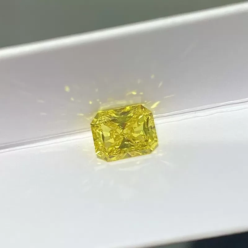 ألماس أصفر صناعي مقطوع بشكل مشع، مصنع في المختبر، وزنه من 2 إلى 2.99 قيراط 1