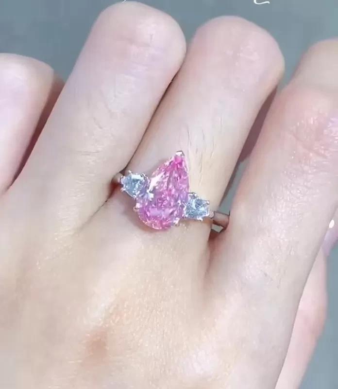 Pear Pink 2 Carat Lab Made Diamond Engagement Rings 1