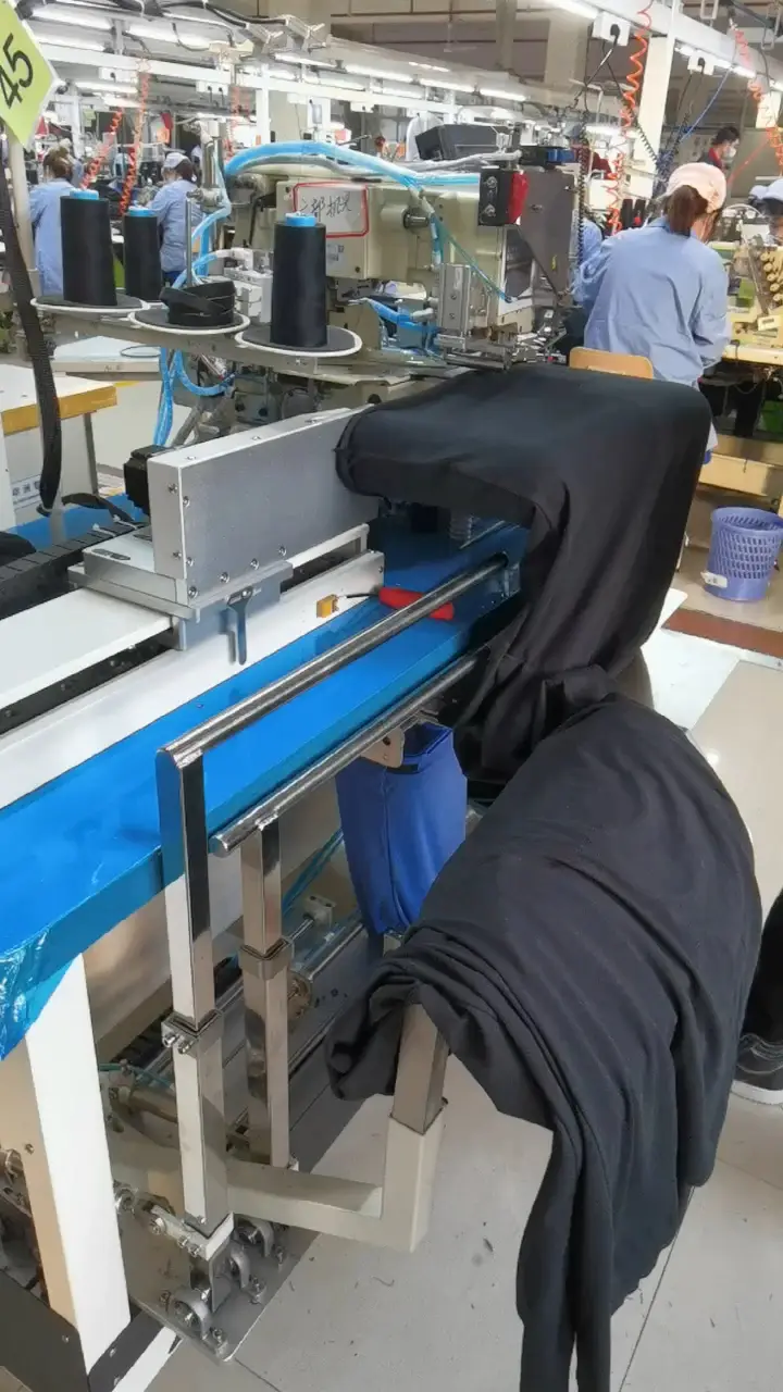 QK-300H COVERSTITICH BOTTME HEMMER 1