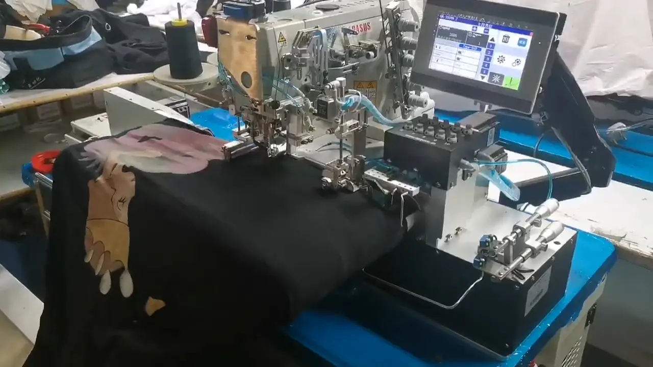 QK300H coverstitch bottom hemmer1 1