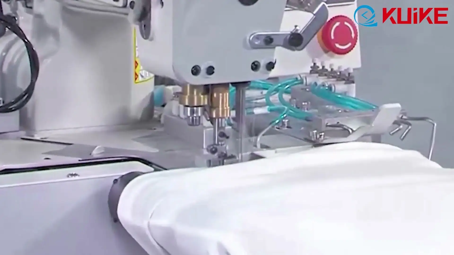 Детская машина для подрубки низа, модель QK-300-7 1