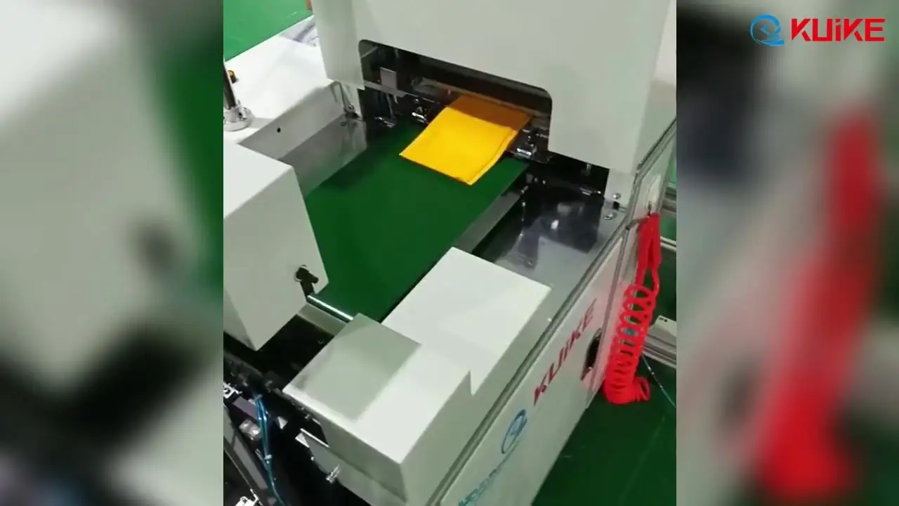 Meilleur fournisseur de machines à tourner les manchettes automatiques, modèle QK-366 1