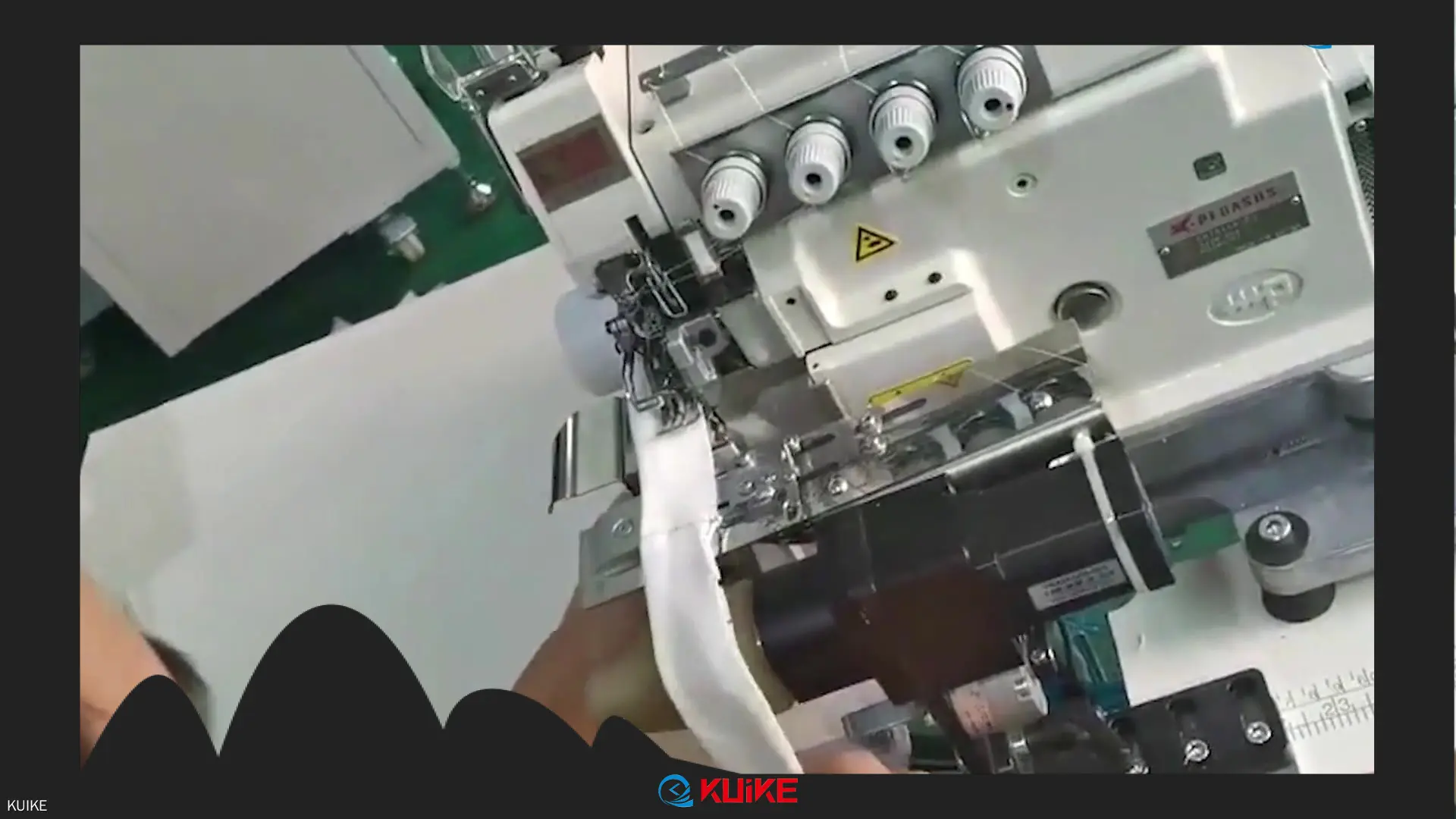 KUIKE | Fabricants de machines de pose de cols ronds automatiques sur mesure 1