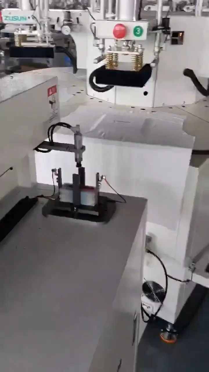 Máquina automática de estampado en caliente QK-688 1