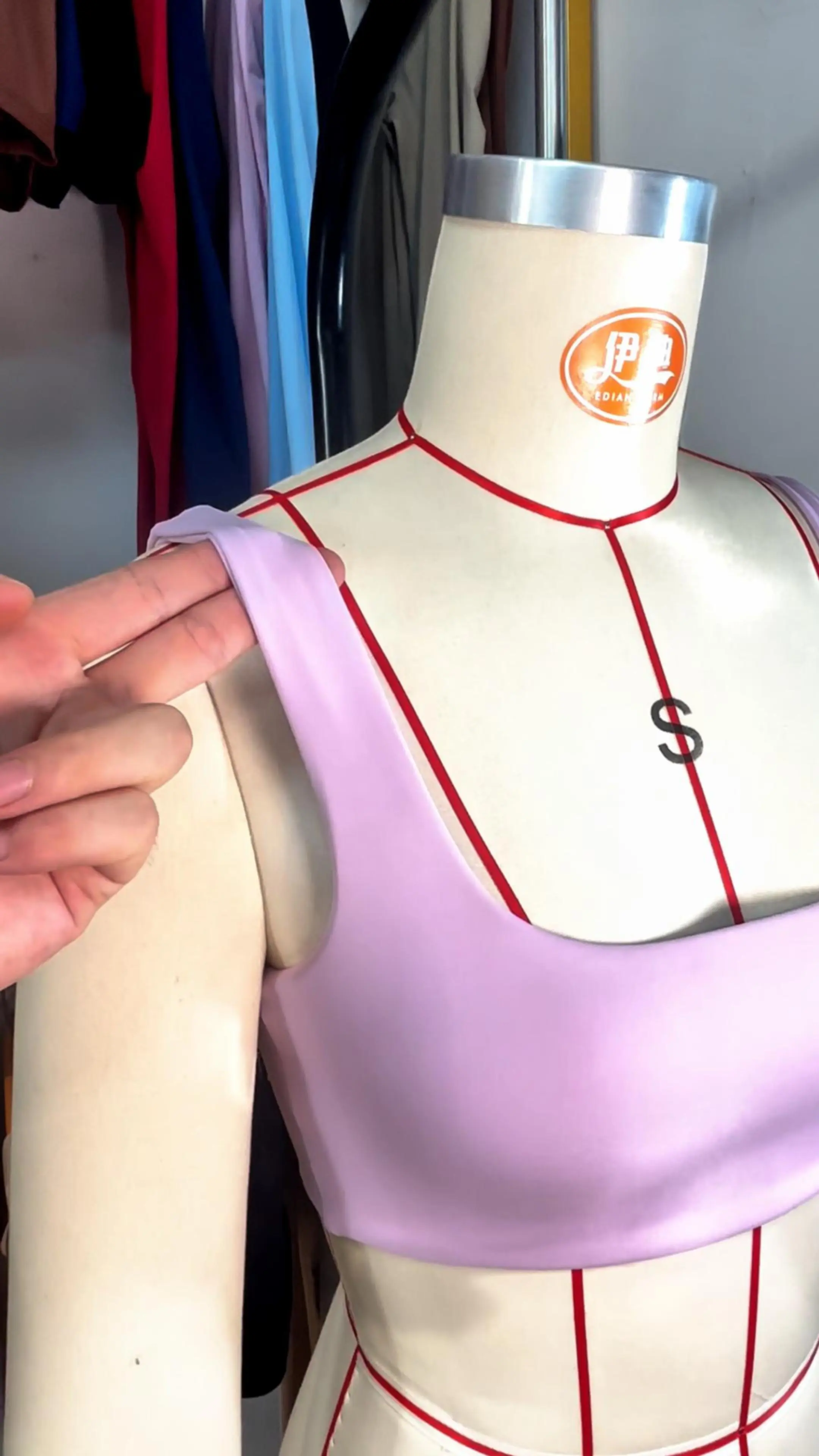 Yoga Sport Bra Pilates Training And Fitness Top OEM/ODM High Quality Cool Fabric XTNY906 1