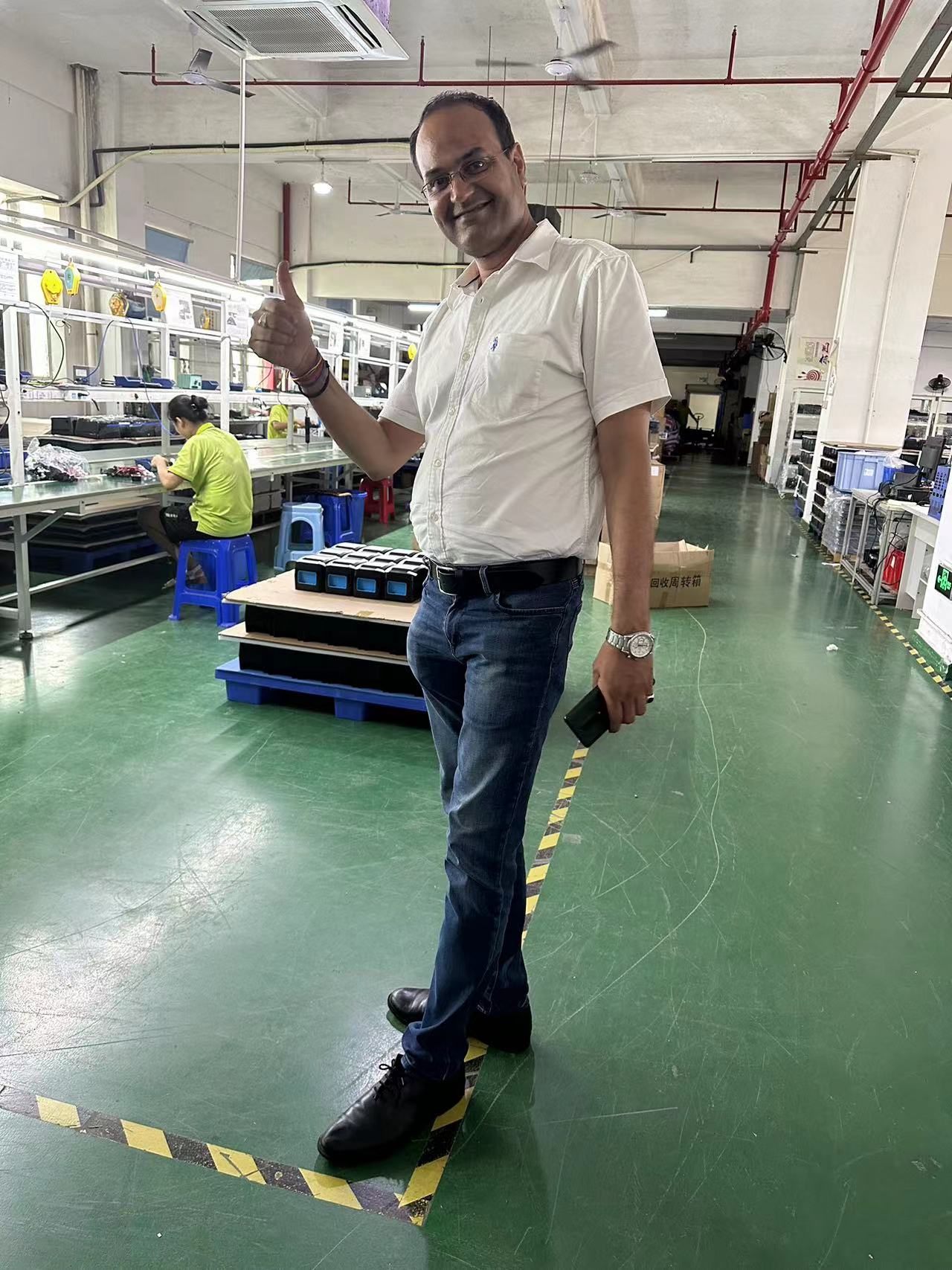 আপনাকে দেখে খুশি হলাম এবং জেবি কর্পোরেশনের বিগ বসকে হোইন কারখানা পরিদর্শনের জন্য উষ্ণ স্বাগত জানাচ্ছি পণ্য | হোইন 3