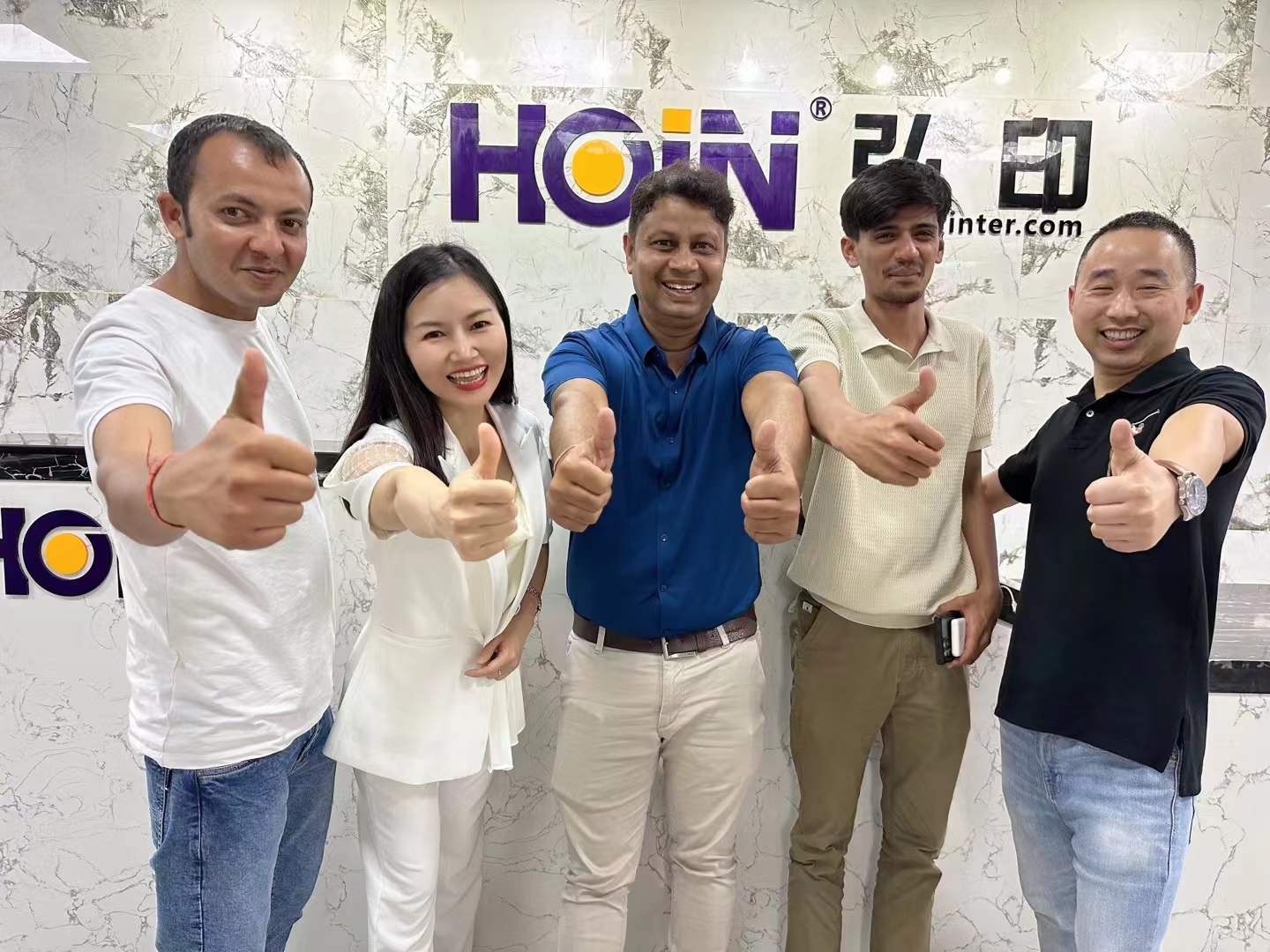 শুভ মুহূর্ত, দুর্দান্ত গান ----- আমাদের HOIN ক্লায়েন্টদের সাথে ভালো বন্ধুত্ব এবং সহযোগিতা উপভোগ করুন 1