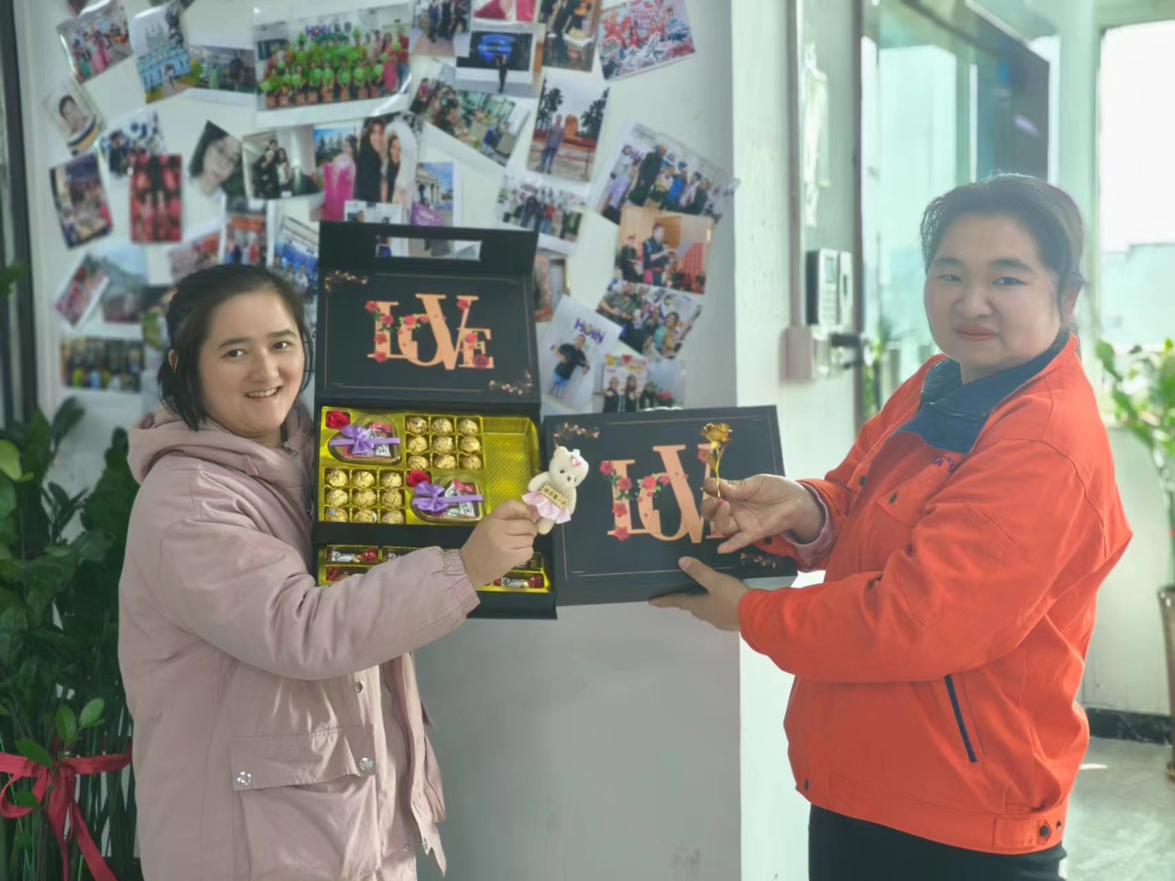 হোইন মহিলা কর্মীদের জন্য নারী দিবসের শুভেচ্ছা -- আমরা আপনার সুখী, সুস্থ এবং ধনী কামনা করি -- হোইন প্রিন্টার 1