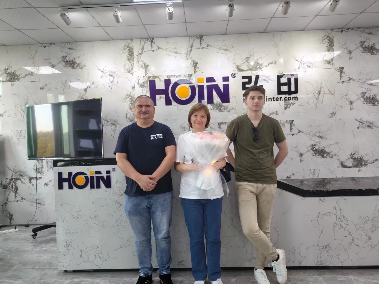 ৮০ মিমি থার্মাল প্রিন্টার সহযোগিতার পাইকারি বিষয়ে আলোচনা করতে হোইন কারখানায় আসা রবার্টের পরিবারের প্রতি আন্তরিক স্বাগত - HOIN 6