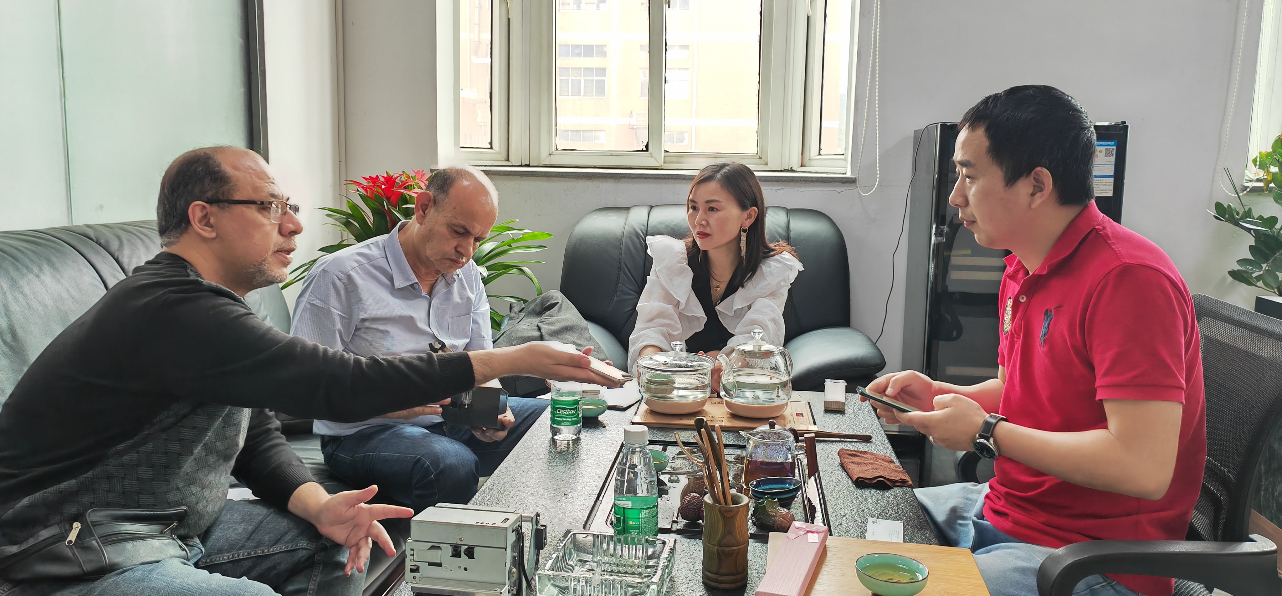 HOIN প্রিন্টার কারখানা পরিদর্শনে স্বাগতম ক্লায়েন্ট | HOIN 2