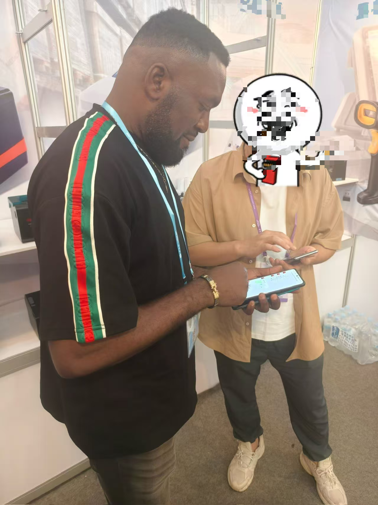 পেশাদার ফরাসি এজেন্ট অংশীদার নির্মাতাদের ১০ম বার্ষিকীতে একটি অভিনন্দন বার্তা পাঠিয়েছে 1