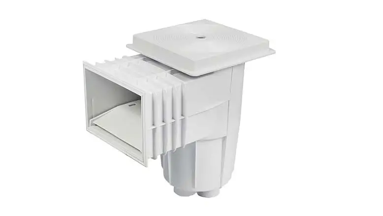 Skimmer standard per piscina in cemento 1